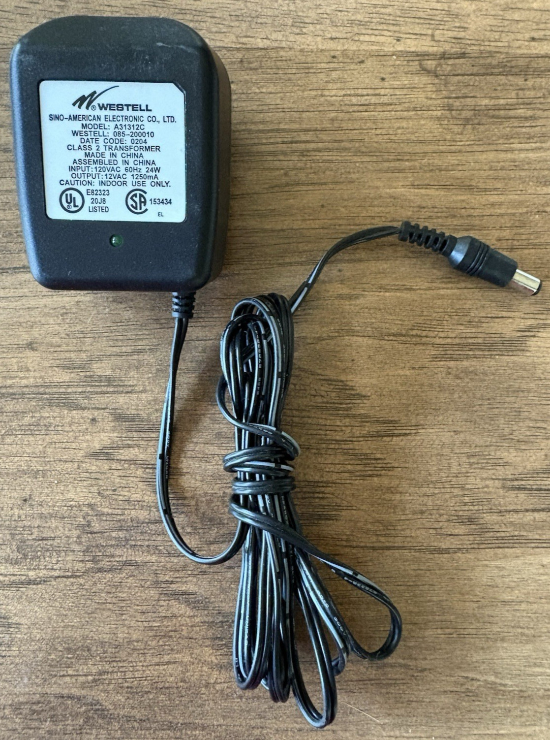 Westell Model 2200 A90-220015-04 DSL Wired Modem Router With Power Cord