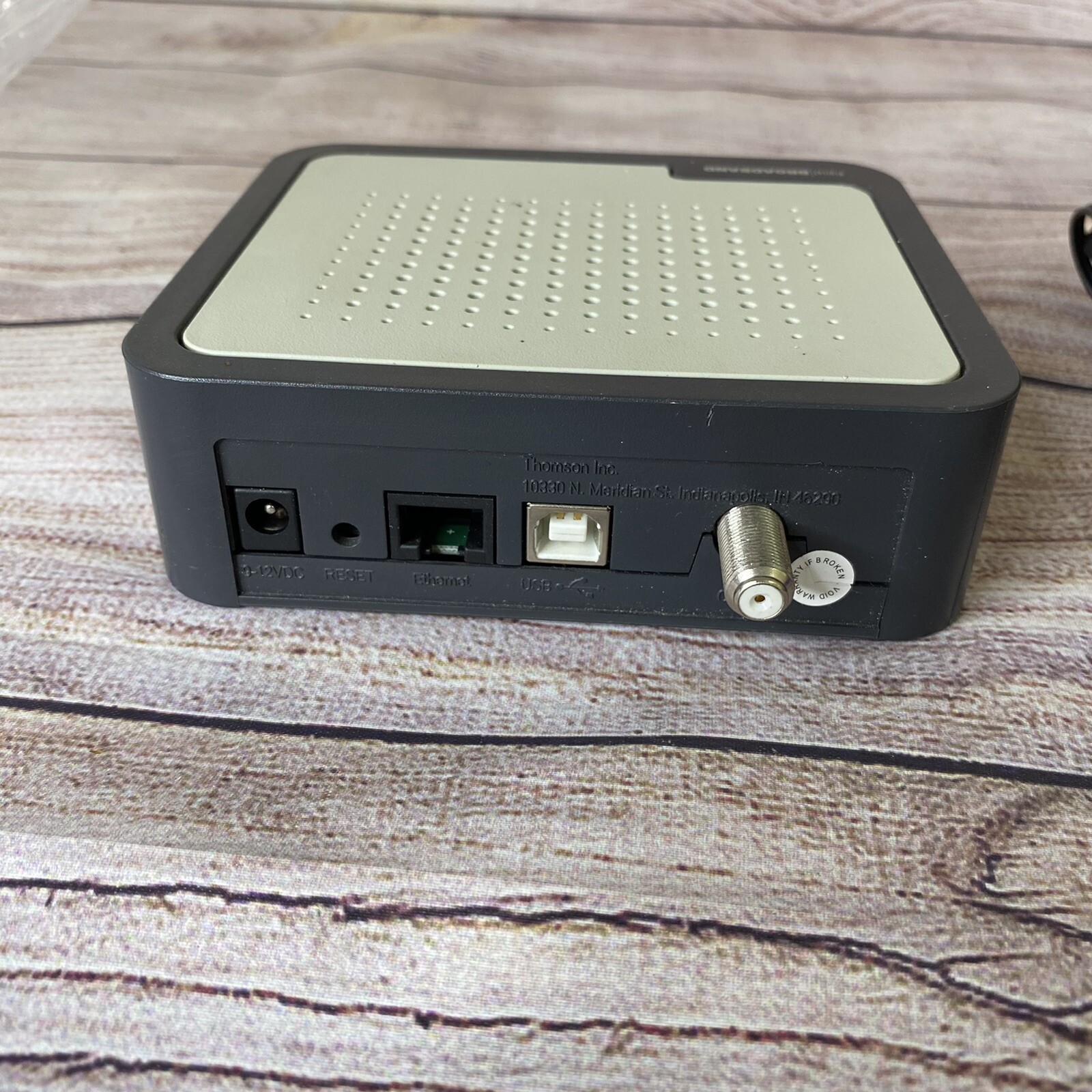 Digital Broadband Cable Modem RCA DCM425