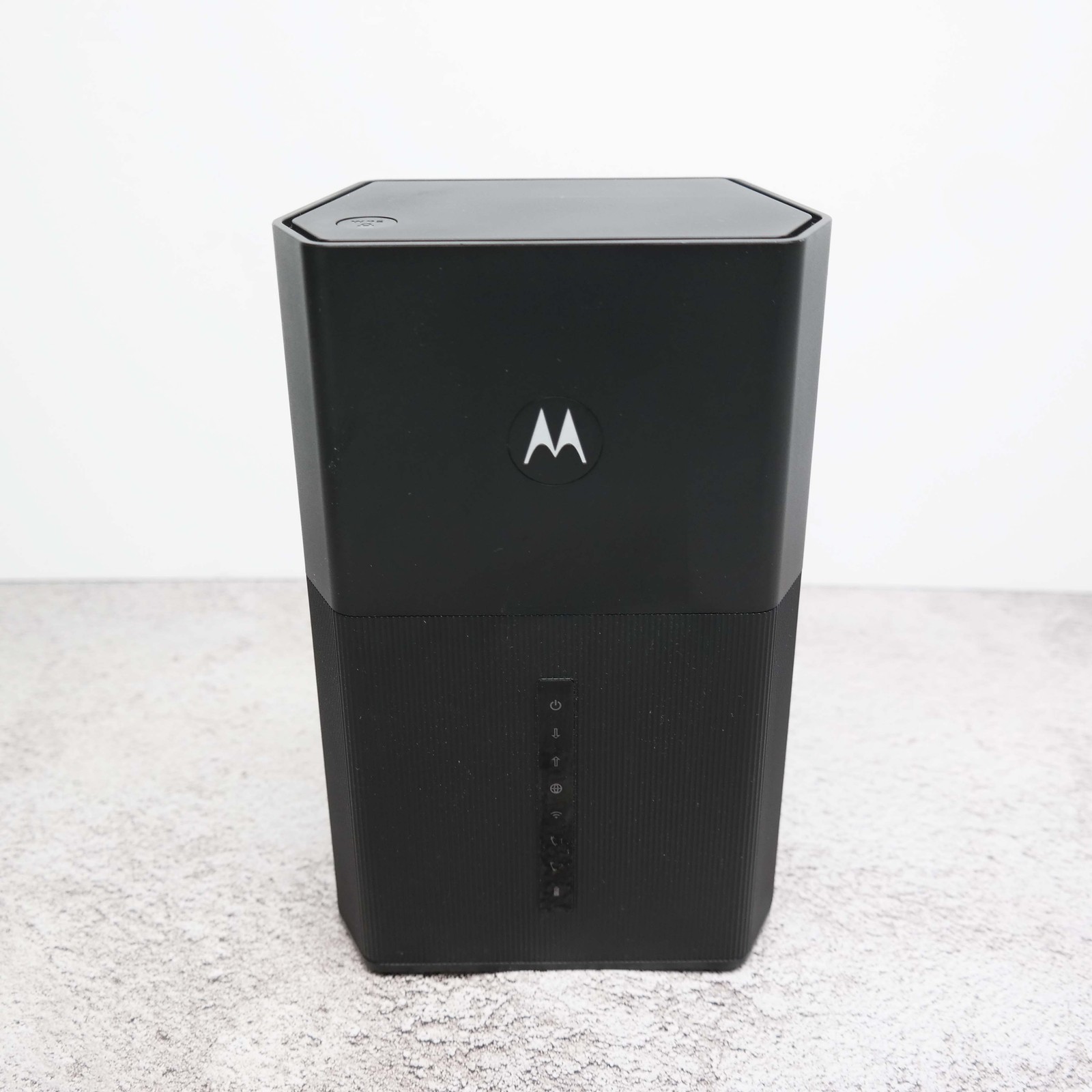 Motorola MT8733 Cable Modem and Wireless Router BROKEN