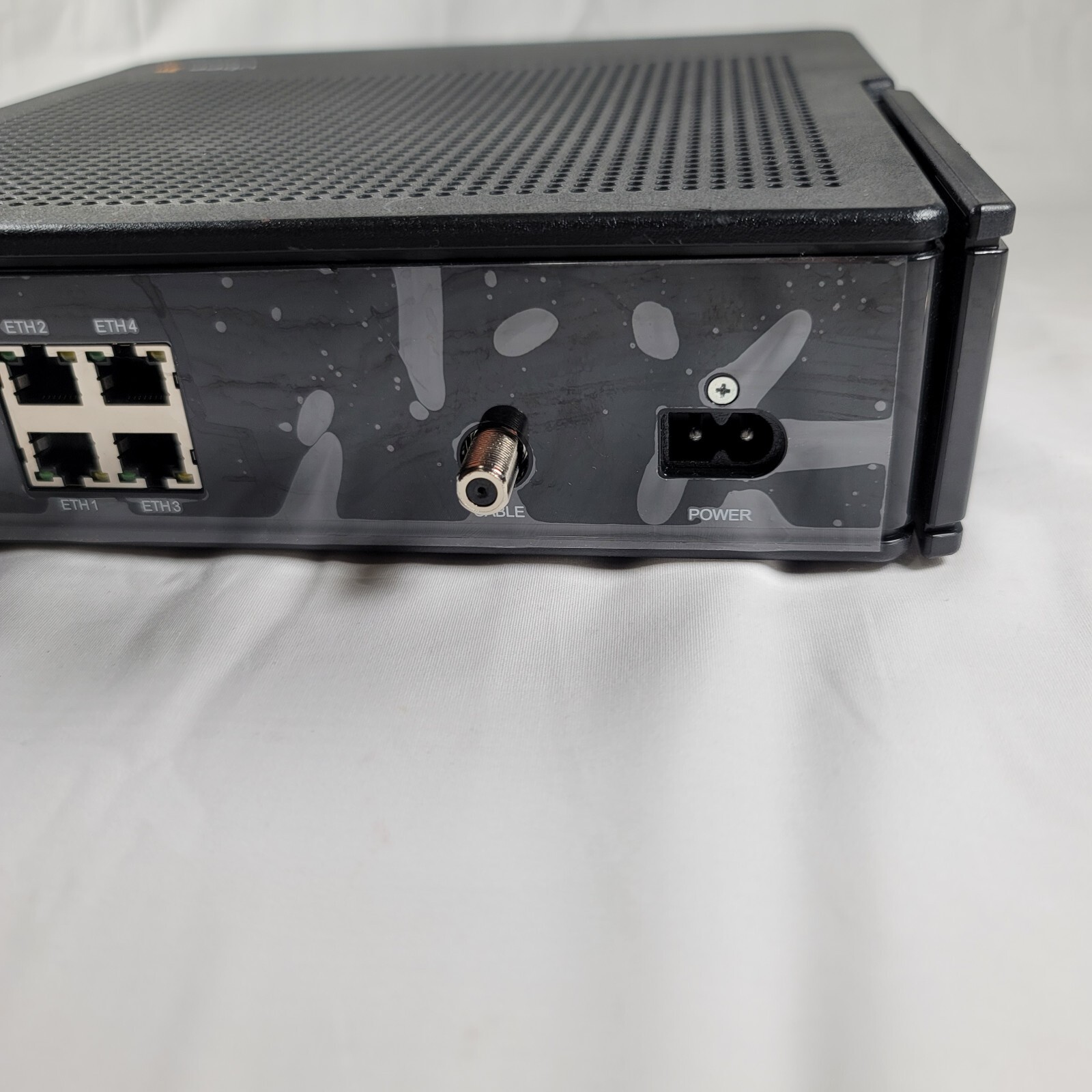 Ubee DVW3201B Wireless Cable Modem -No Power Cord