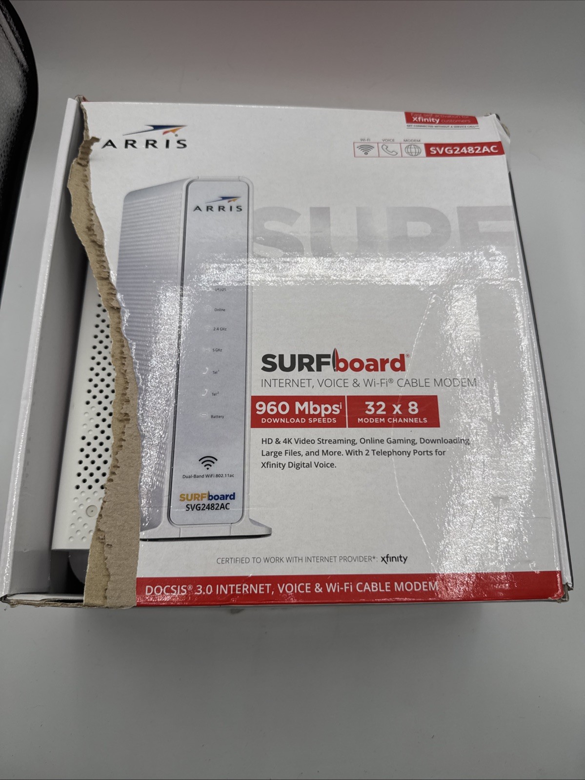 Arris Surfboard Dual Band WiFi Model SVG2482AC Torn Box 960 Mbps 32/8