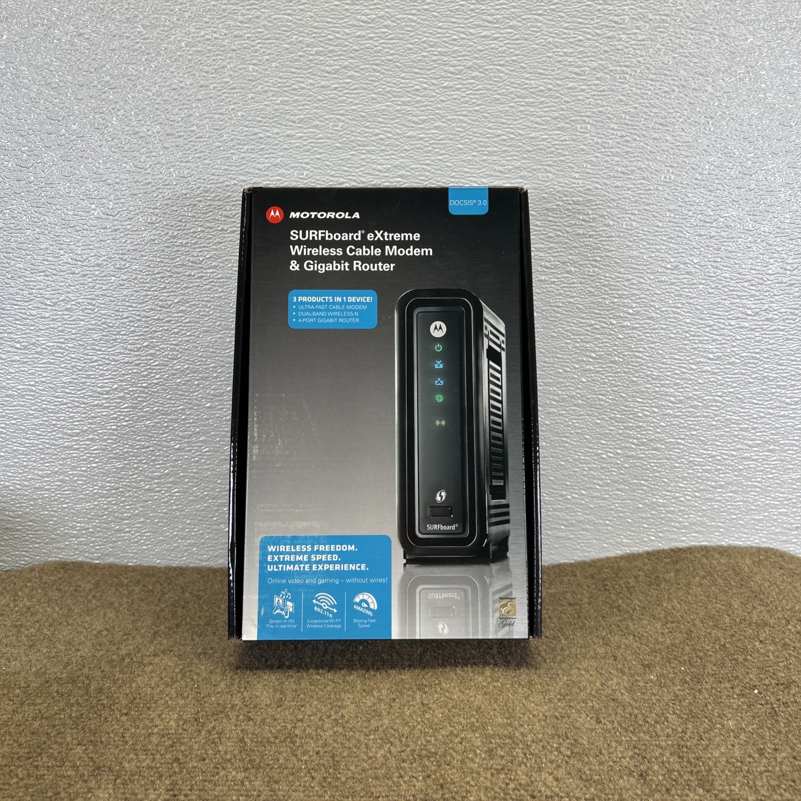 Motorola SBG6580 Wireless Cable Modem Router Internet WiFi