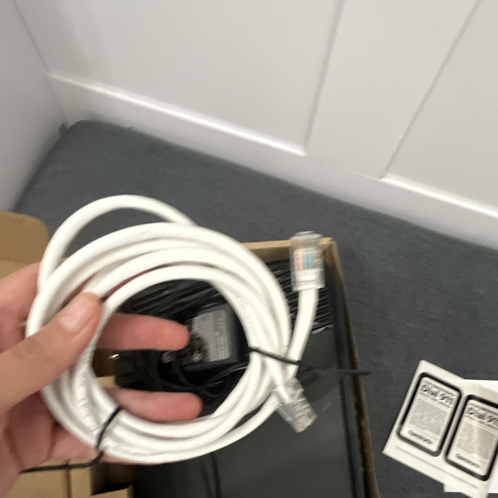 ARRIS E31U2V1 DOCSIS 3.1 VoIP Cable Modem for Spectrum, 2.5 Gbps