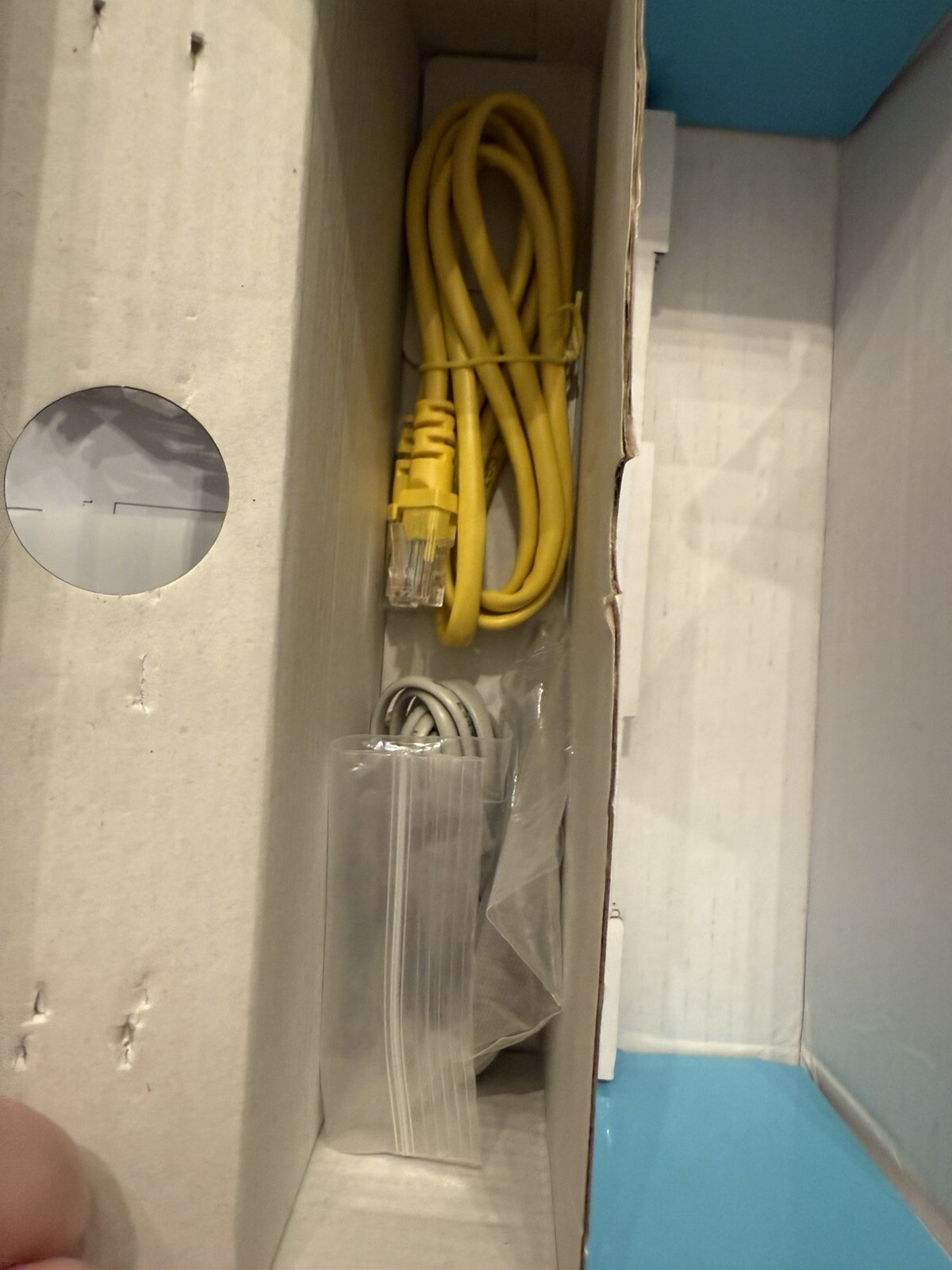Motorola MT7711 Cable Modem Plus Router Open As Is See Photos