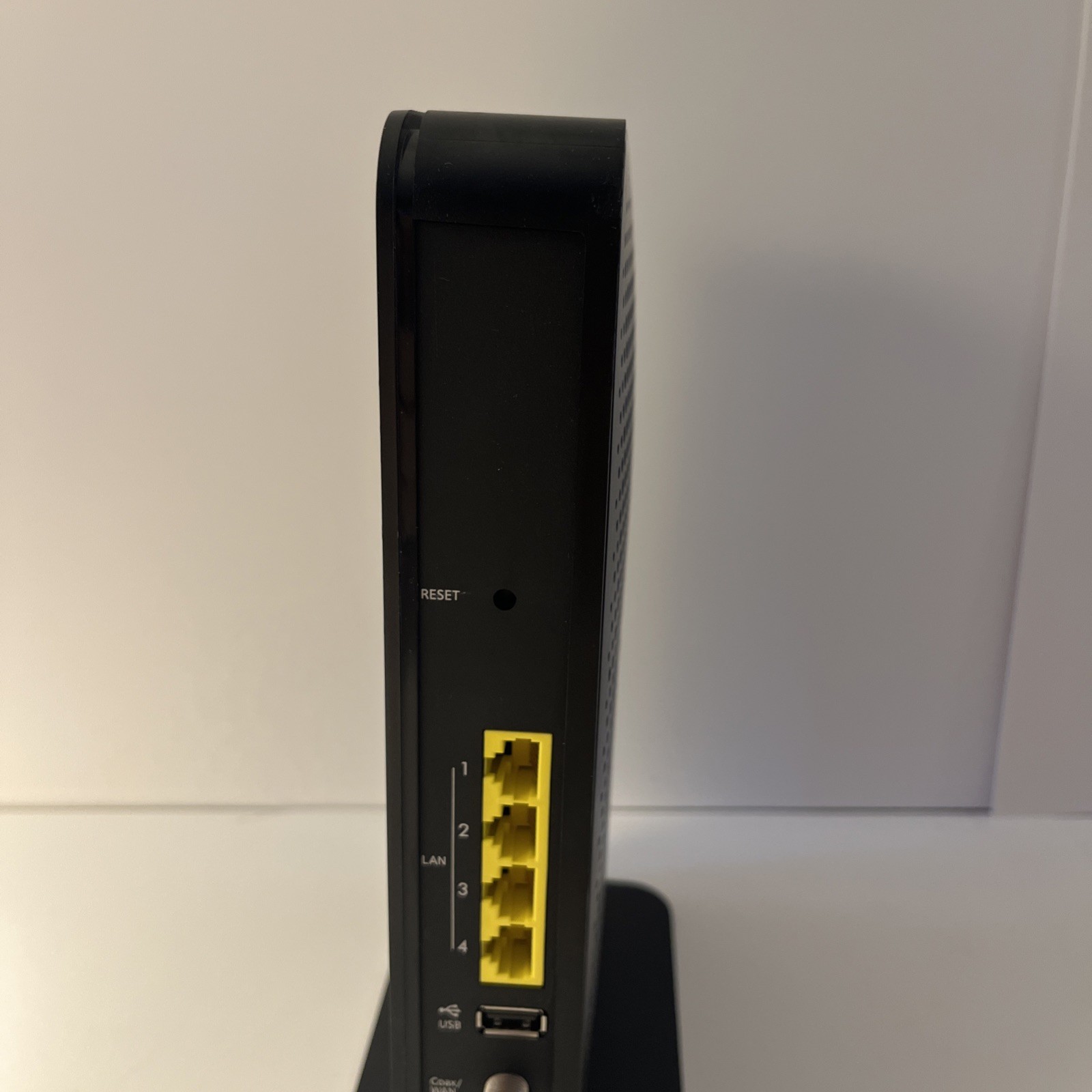 NETGEAR C6300BD AC1900 DATA MODEM GATEWAY DOCSIS 3.0