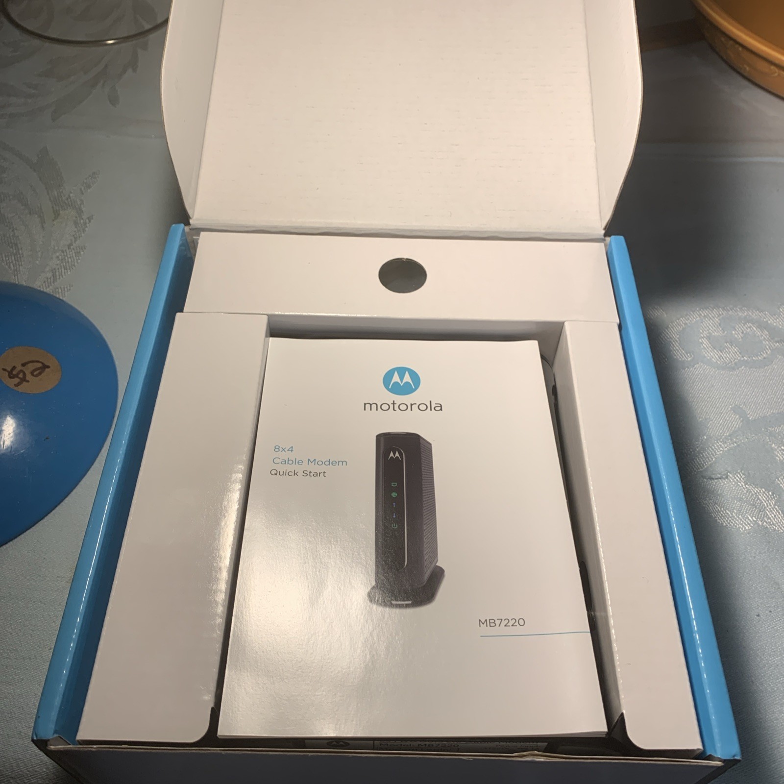 Motorola 8 By 4 Cable Modem,Model MB7220.New In Open Box.