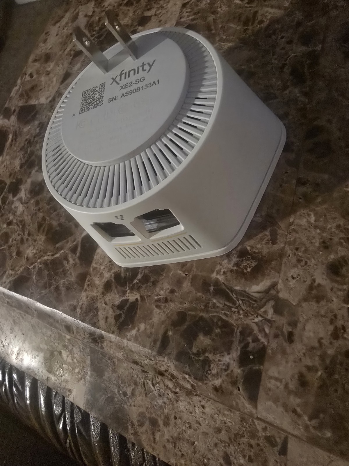 Xfinity Comcast xFi Pod 2nd Gen Model XE2-SG WiFi Network Extender New
