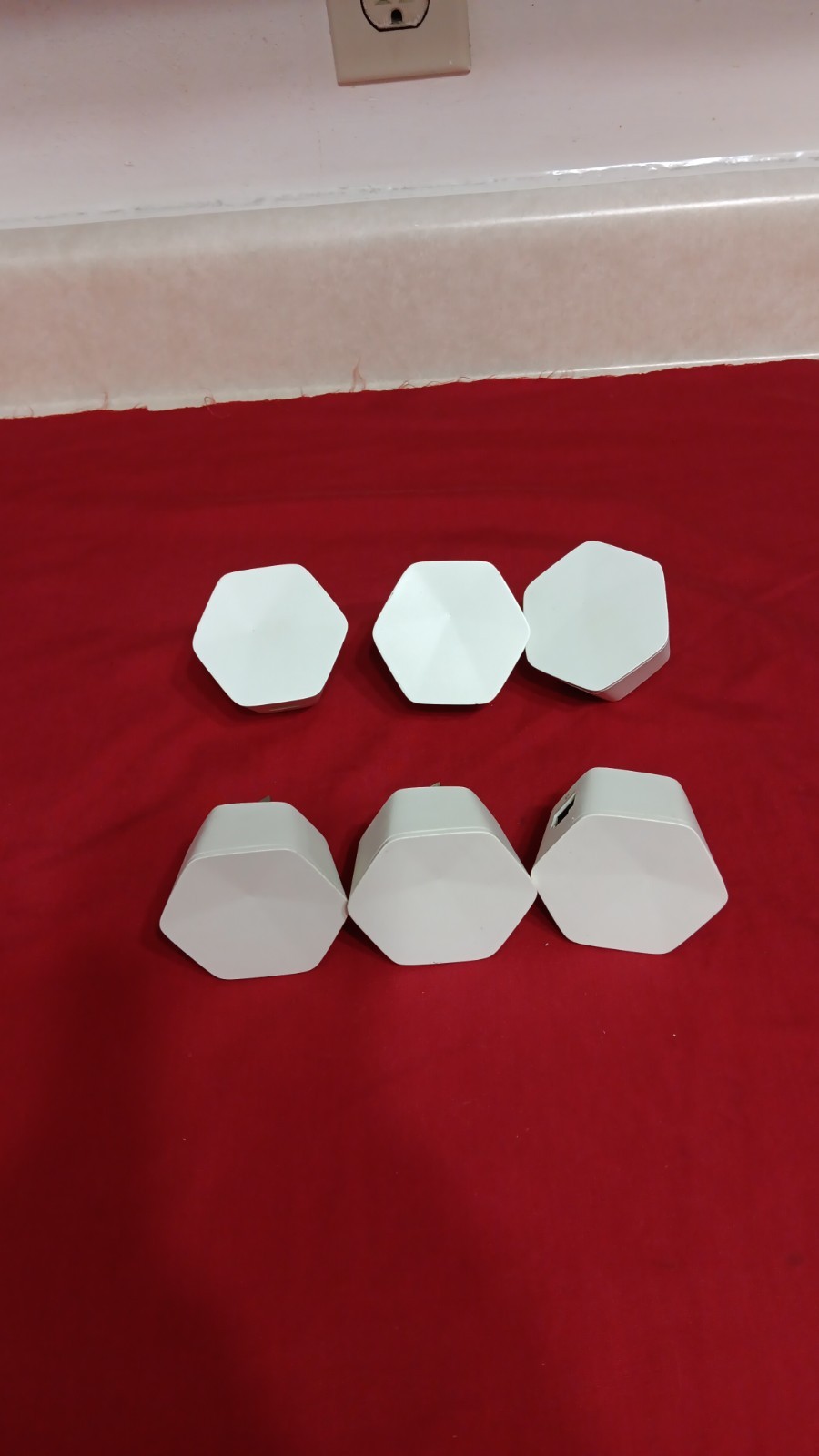 Set Of 3 Xfinity xFi Pods WiFi Network Range Extender, 1st Generation, pE1