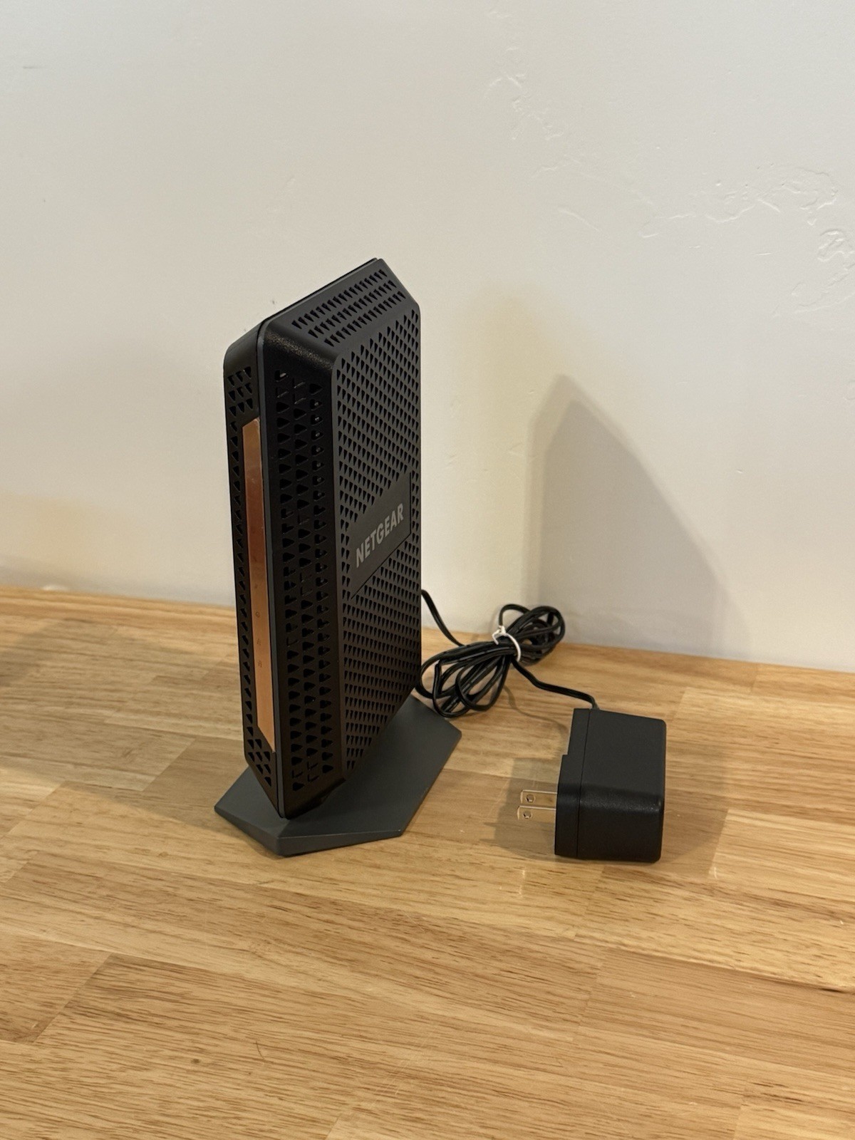 NETGEAR Nighthawk Model CM1100 Multi-Gig Speed Cable Modem DOCSIS 3.1 Tested