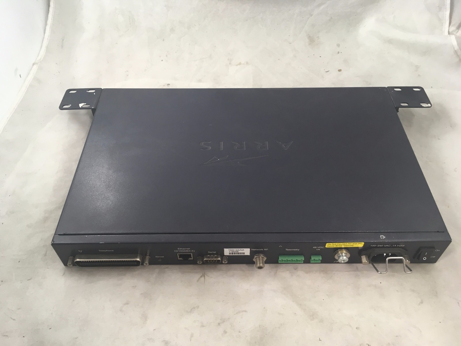 Arris Touchstone Telephony modem TM512