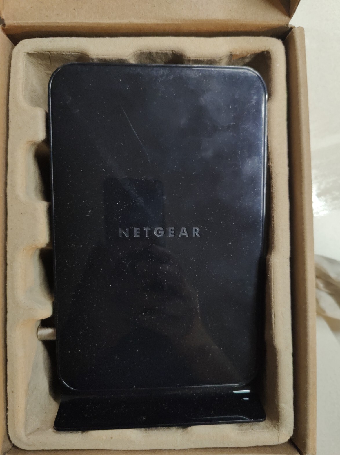 NETGEAR CM500 16×4 DOCSIS 3.0 Cable Modem Max Download Speeds of 686mbps