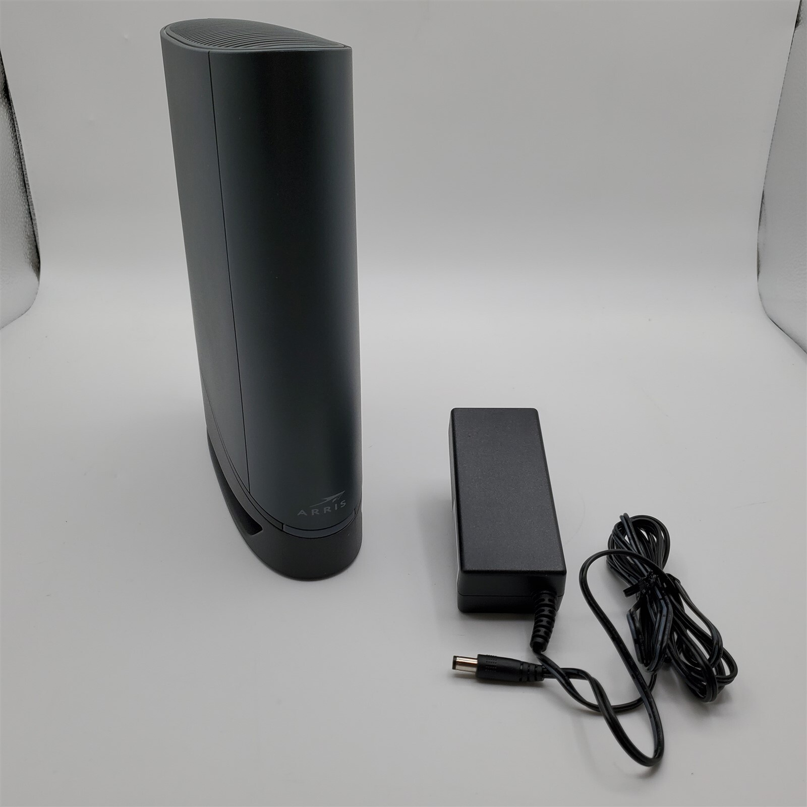 ARRIS Surfboard G36 DOCSIS 3.1 Multi-Gigabit Cable Modem & AX3000 Wi-Fi Router