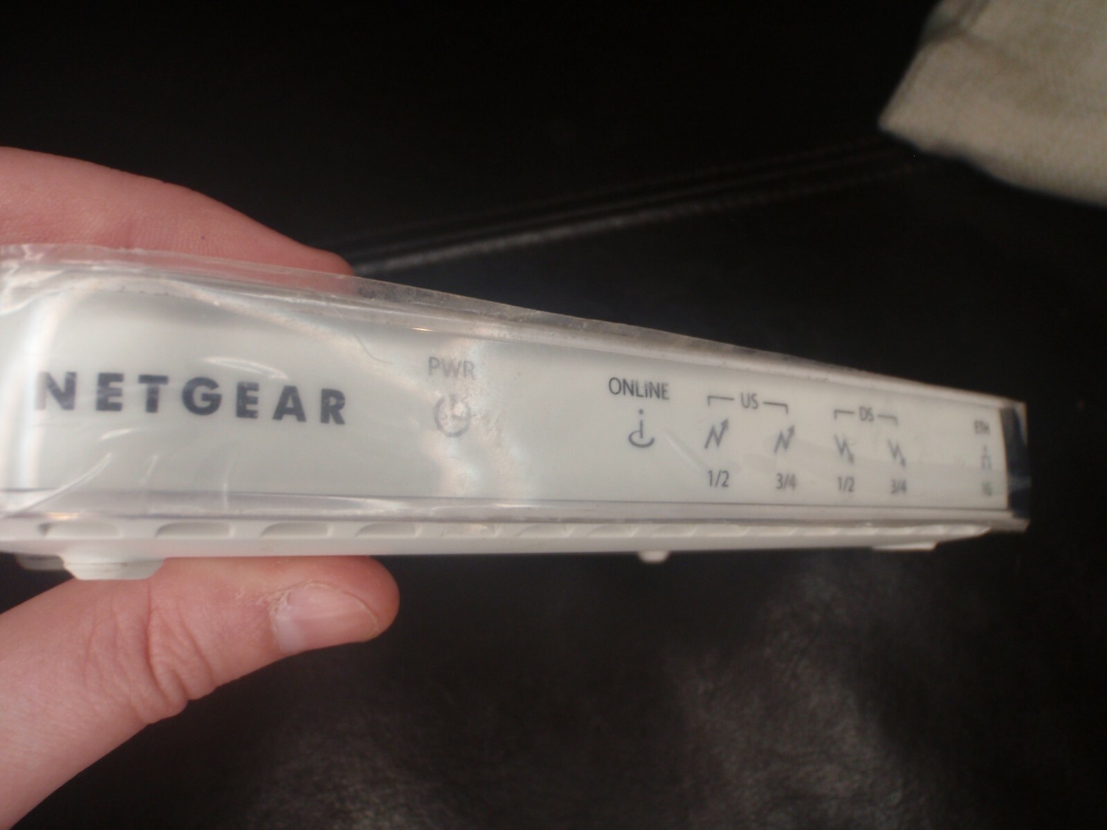 Used NETGEAR CMD31T (4×4) Cable Modem (CMD31T) DOCSIS 3.0 Cable Modem Comcast