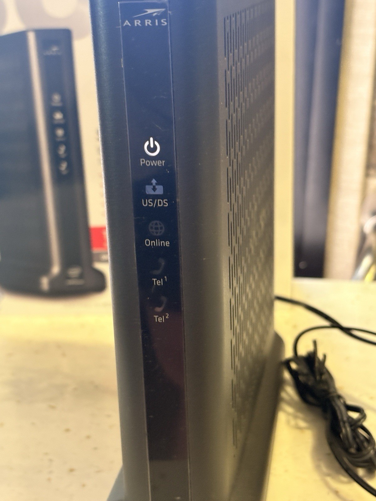 ARRIS SURFboard T25 DOCSIS 3.1 Cable Modem for Xfinity Internet & Voice Open Box