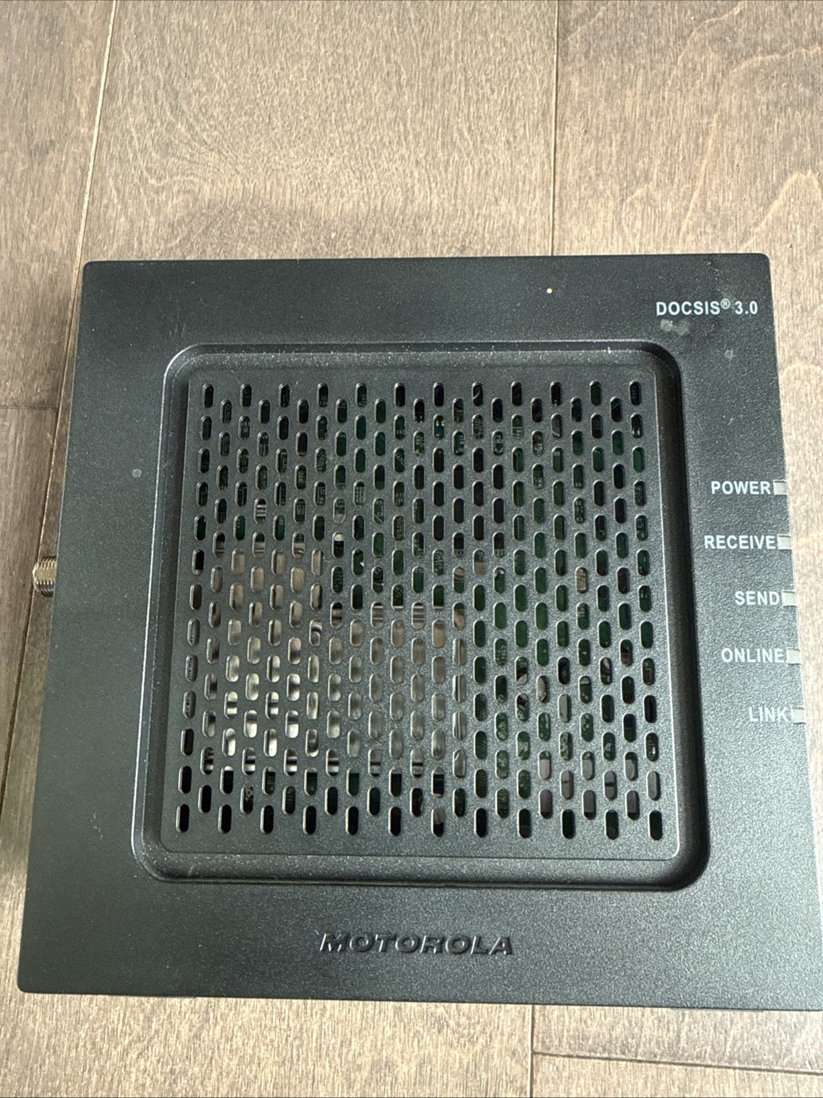 Motorola SB6120 Surfboard DOCSIS 3.0 Cable Modem 150 Mbps, Black