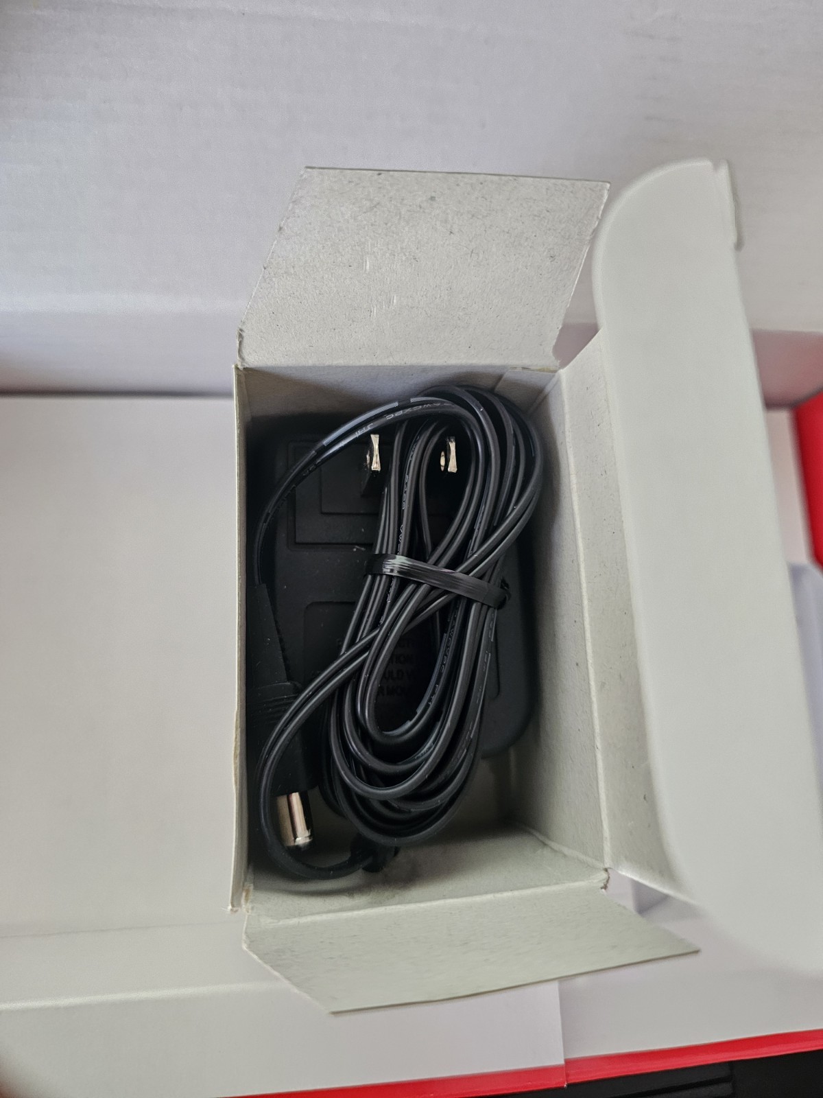 NEW IN BOX US Robotics 56K Modem/ Fax/ USR5686E