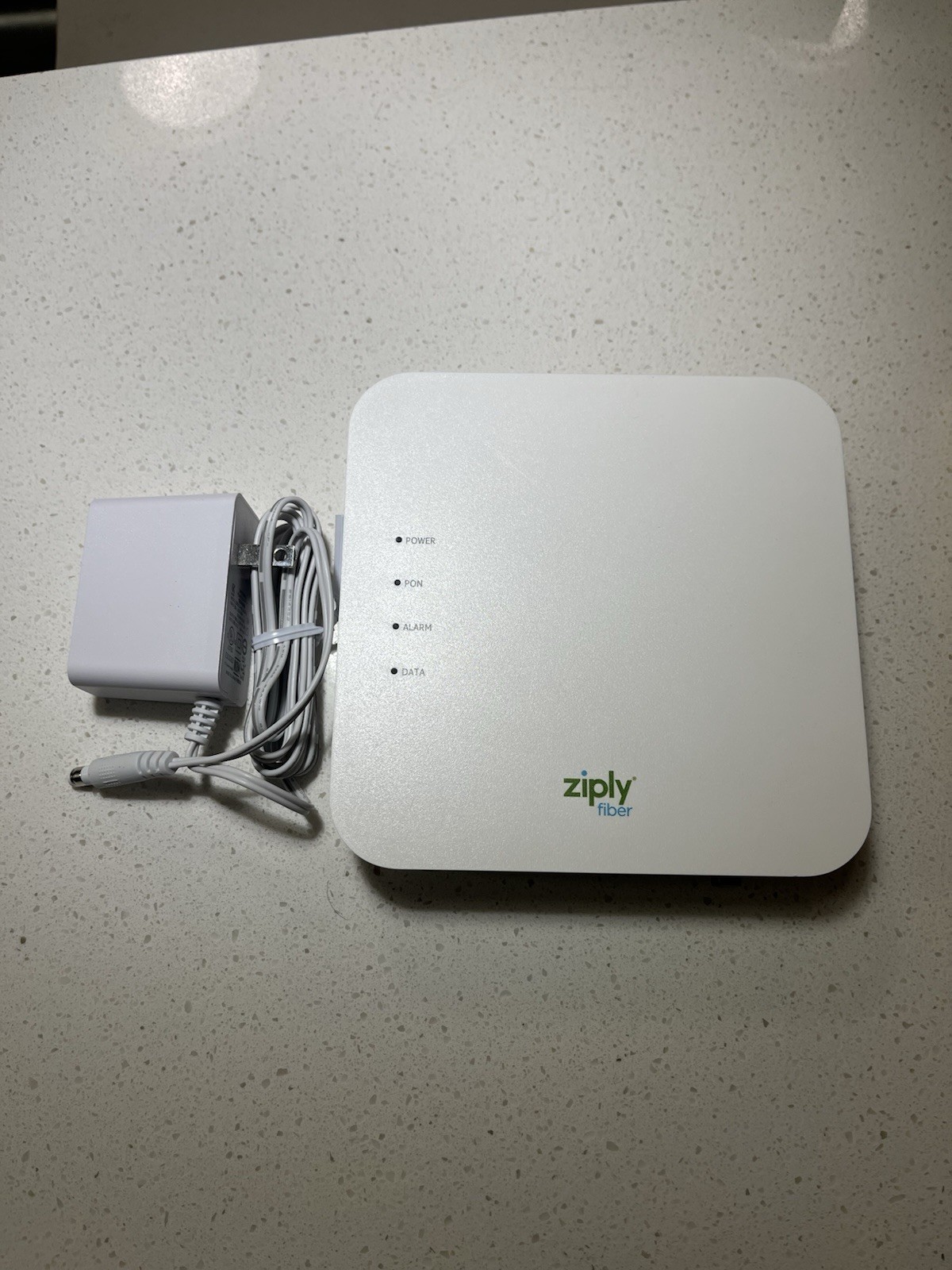Nokia XS-010X-Q Optical Network Terminal ONT Fiber Modem White w Power Adapter