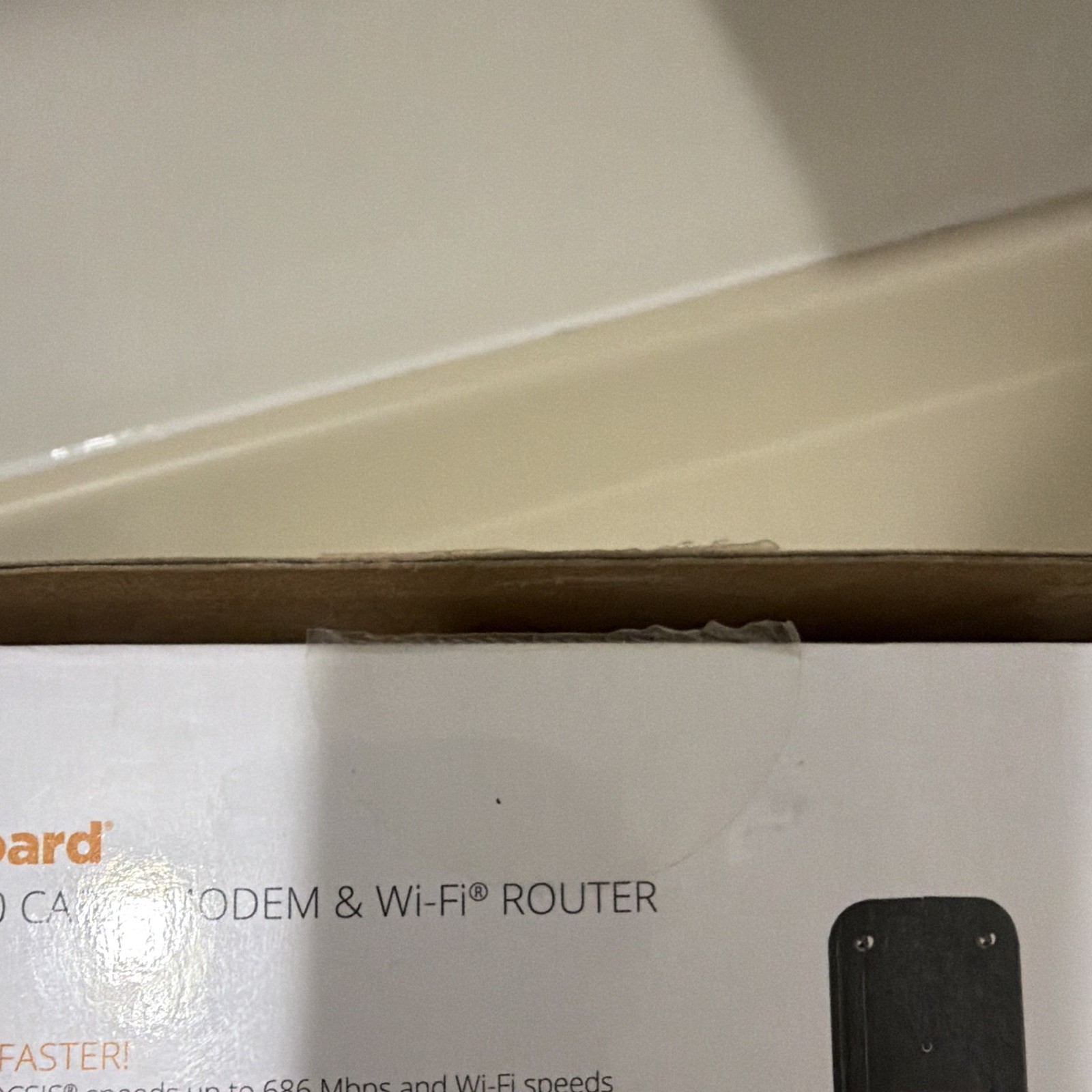 ARRIS SURFboard SBG10 Dual Band AC1600 Docsis 3 WIFI Cable Modem & Router In One