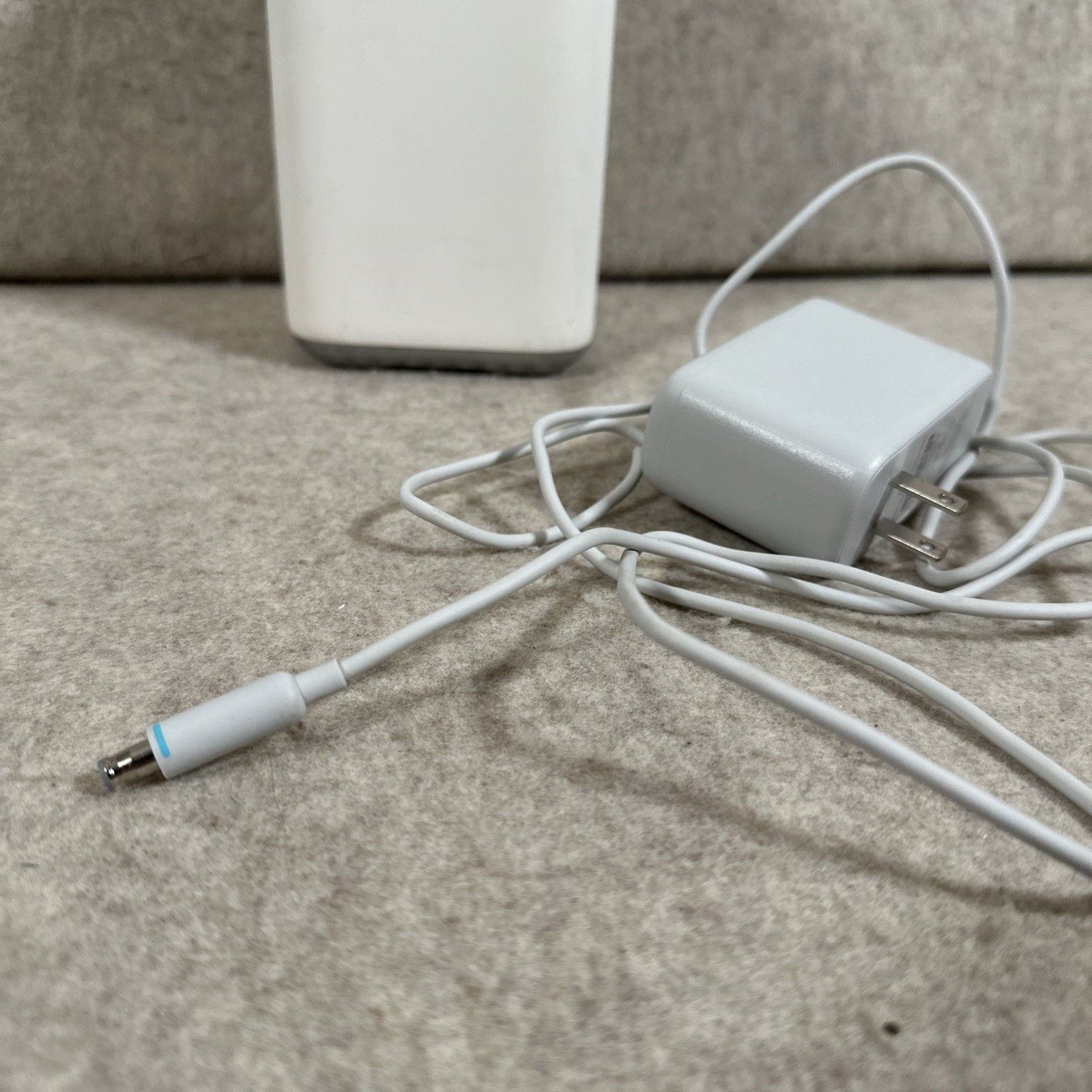 Xfinity Home WiFi Router Modem White XB7-CM w/ Power Adapter (Parts/Repair)