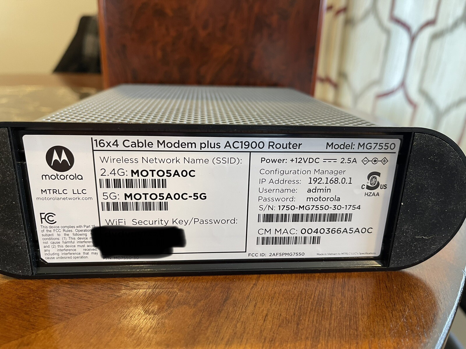 MOTOROLA model MG7550 Cable Modem Plus AC1900 WiFi Gigabit Router