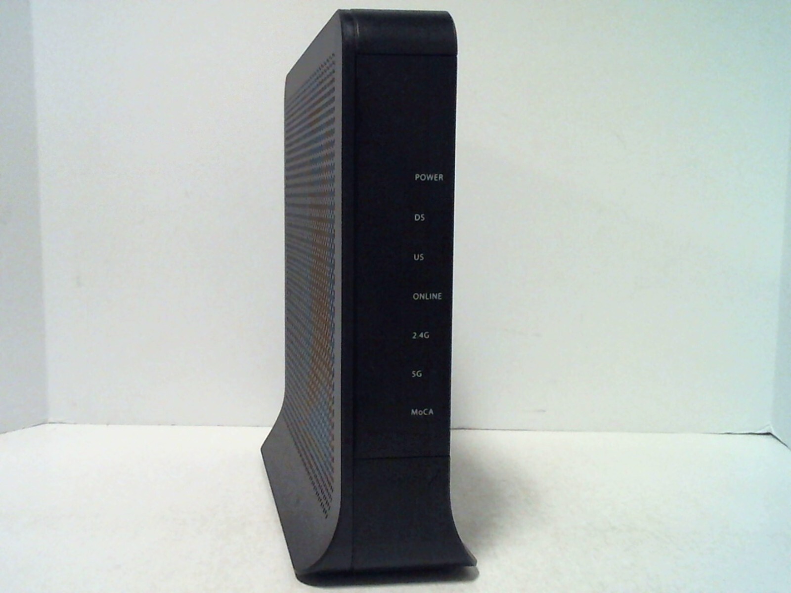 Ubee DDW36C1 Cable Modem Wireless Router Gateway 5G, 122/686 Mbps – 090924JET-X