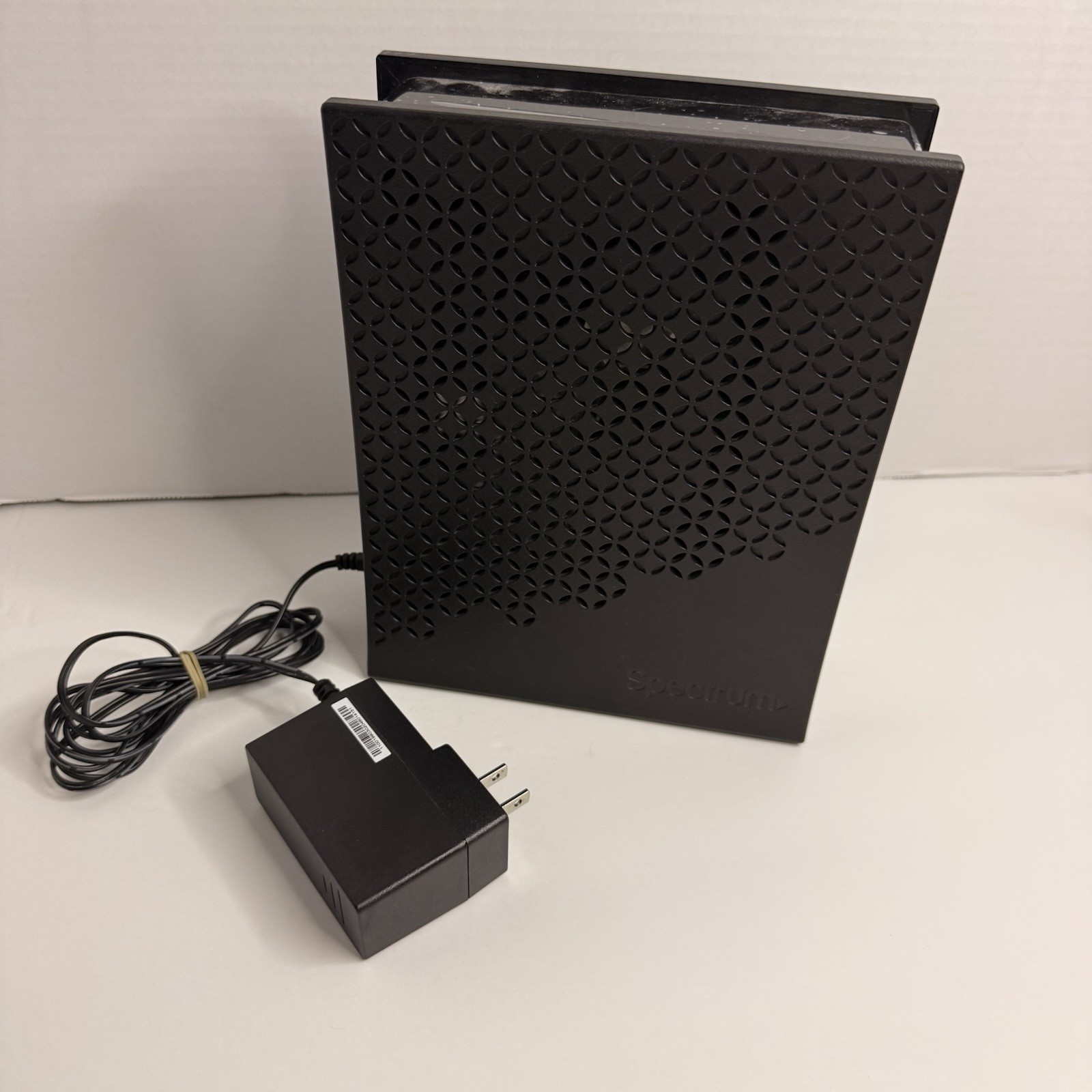 Spectrum ES2251 DOCSIS 3.1 Cable Modem eMTA Gigabit Ethernet w/ Power Adapter