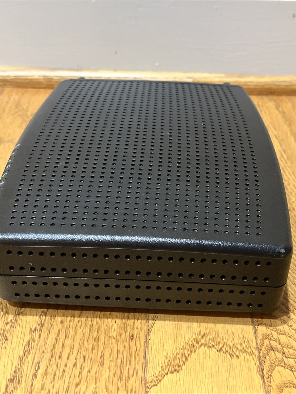ARRIS SURFboard SBV3202 32×8 Docsis 3.0 Black Cable Modem Computer Internet