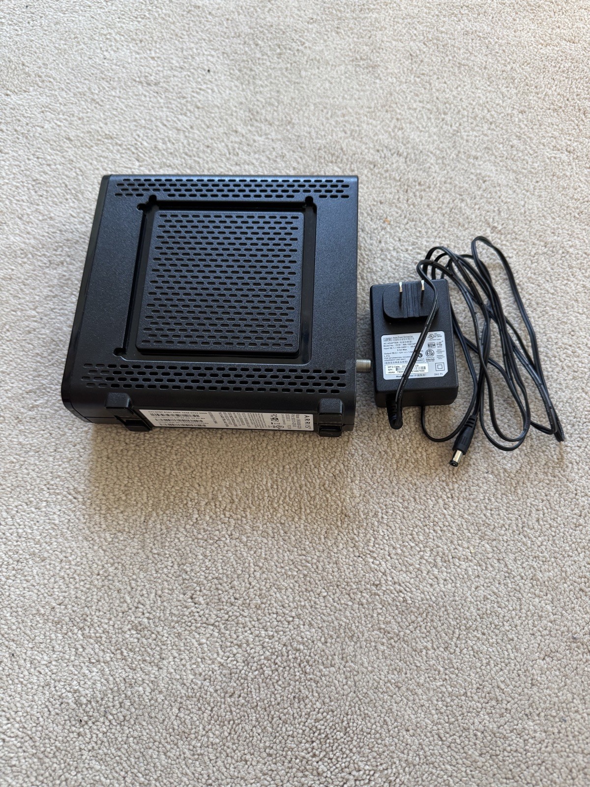 ARRIS SURFboard SBG 6580-G228 Cable Modem, Wi-Fi Router, and 4 Port Switch