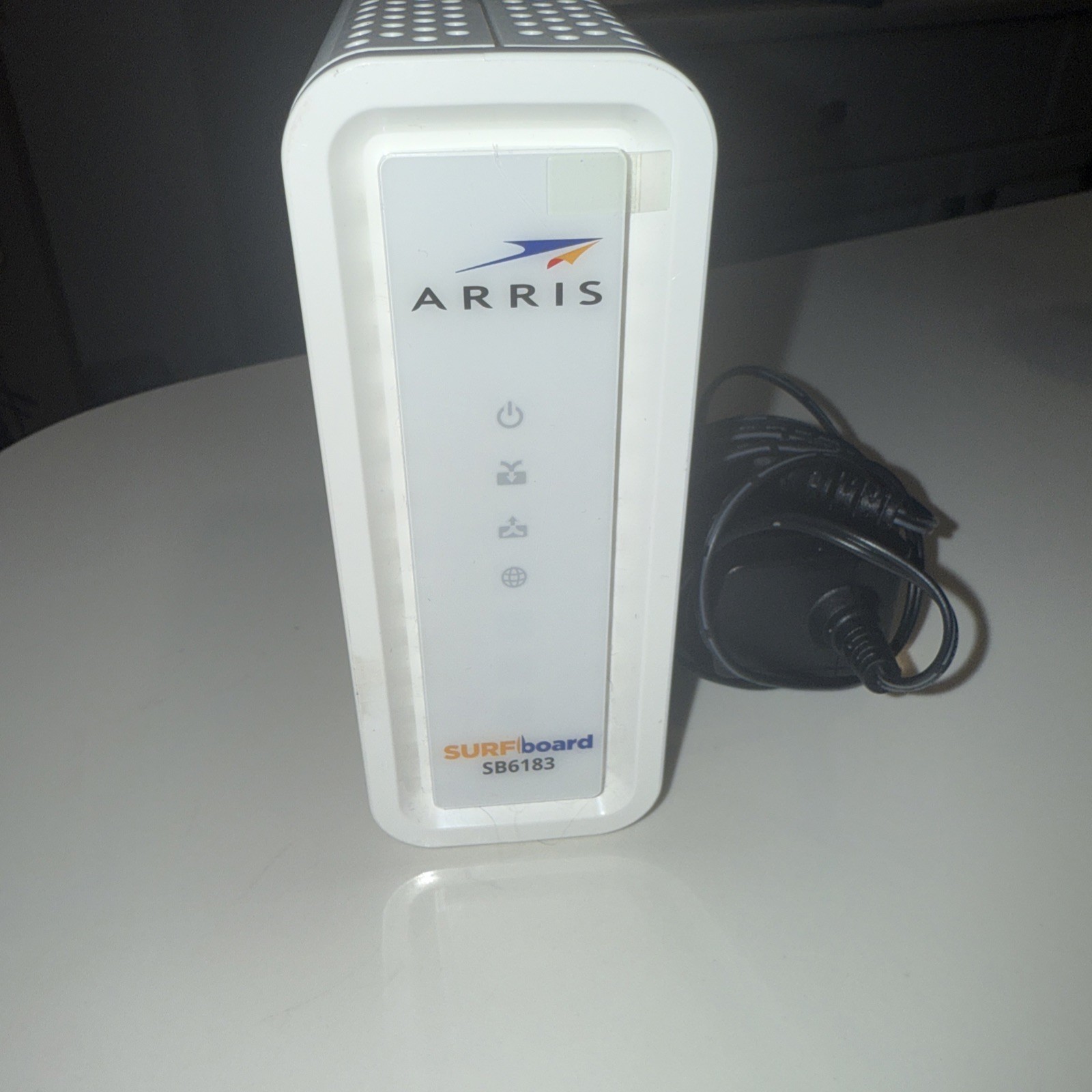 ARRIS Surfboard SB6183 DOCSIS 3.0 Cable Modem White w/ Power Supply – No Box