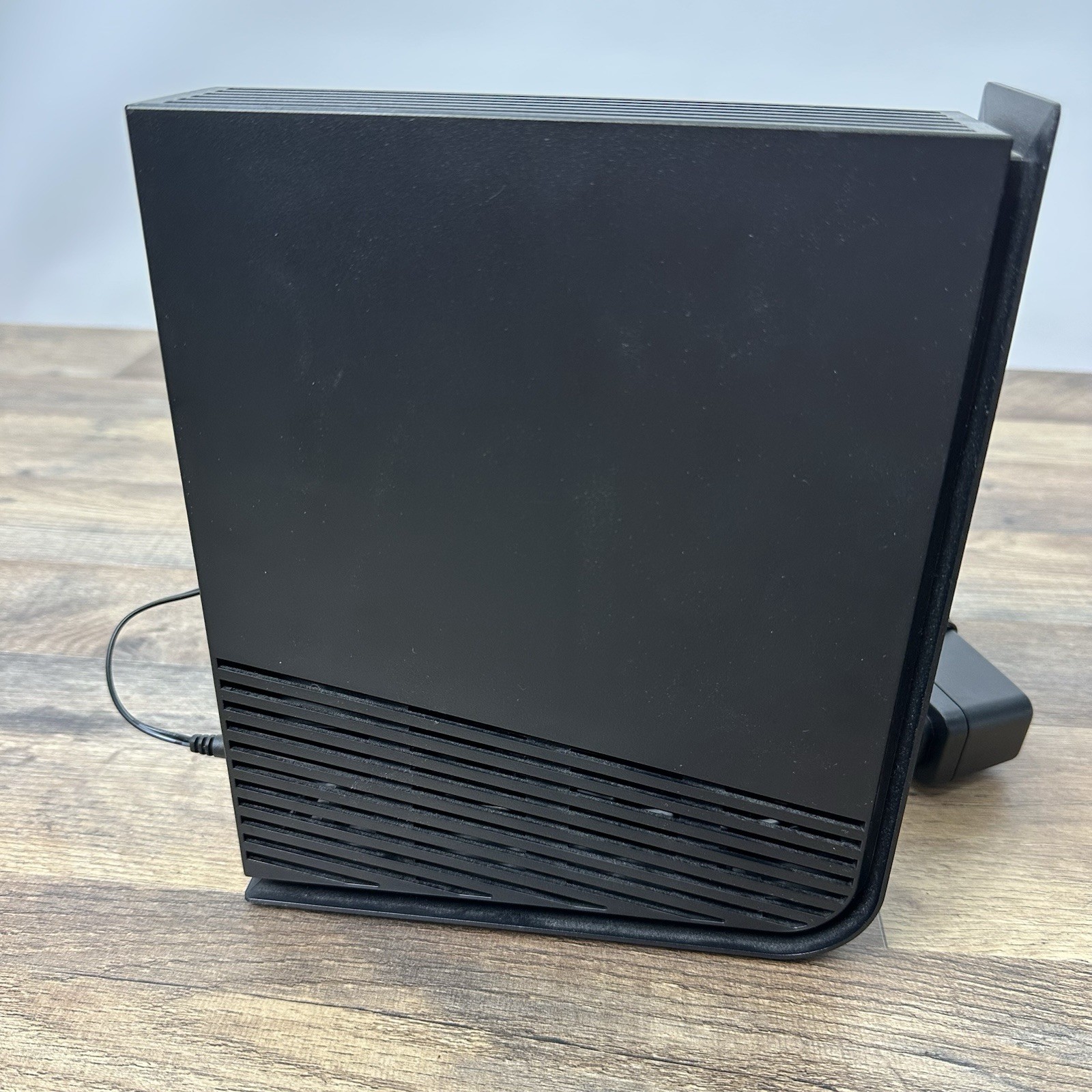 ARRIS SURFboard SBG7600AC2 DOCSIS 3.0 Dual-Band WiFi Modem Router 32×8