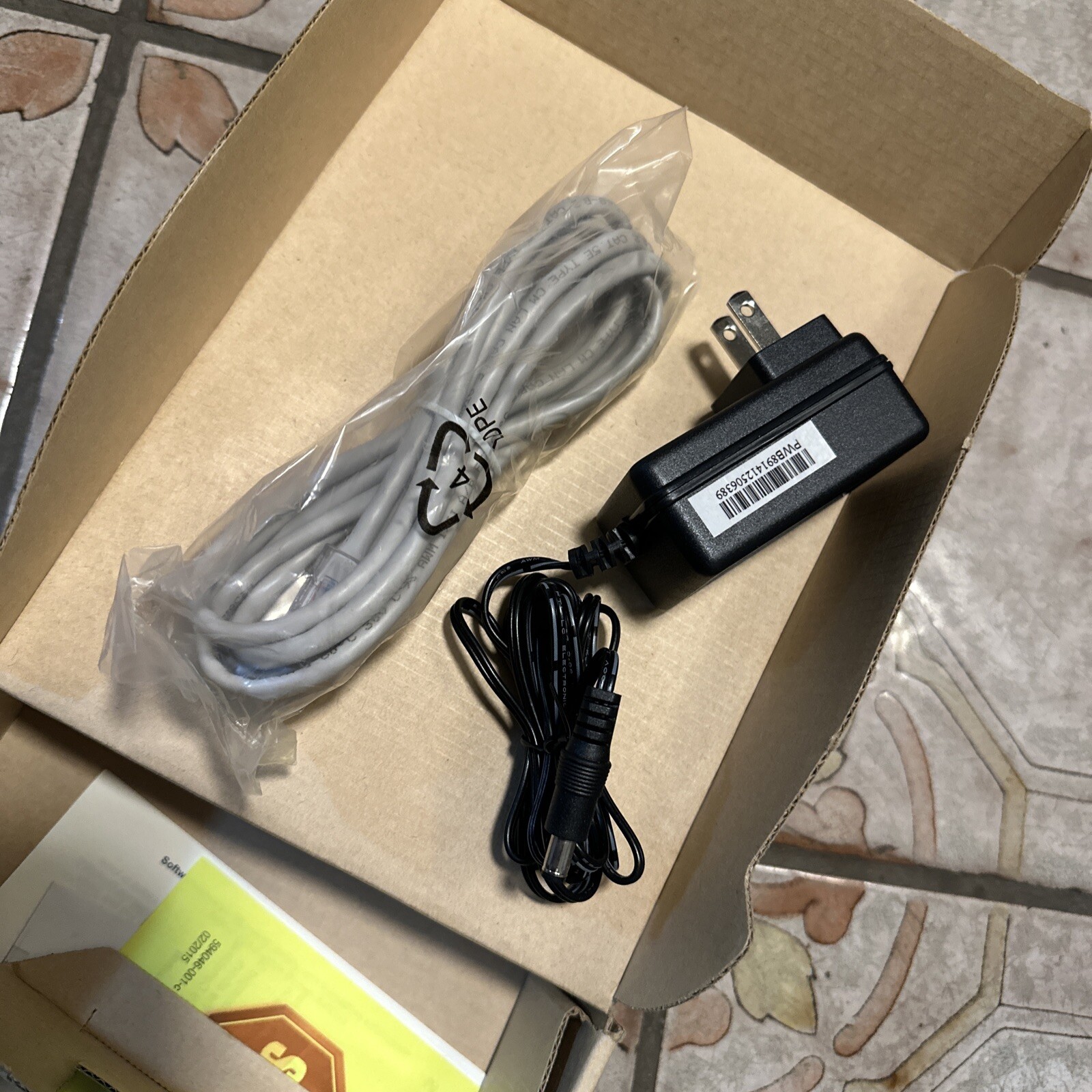 Arris Motorola SURFboard surf board SB6141 Cable Modem