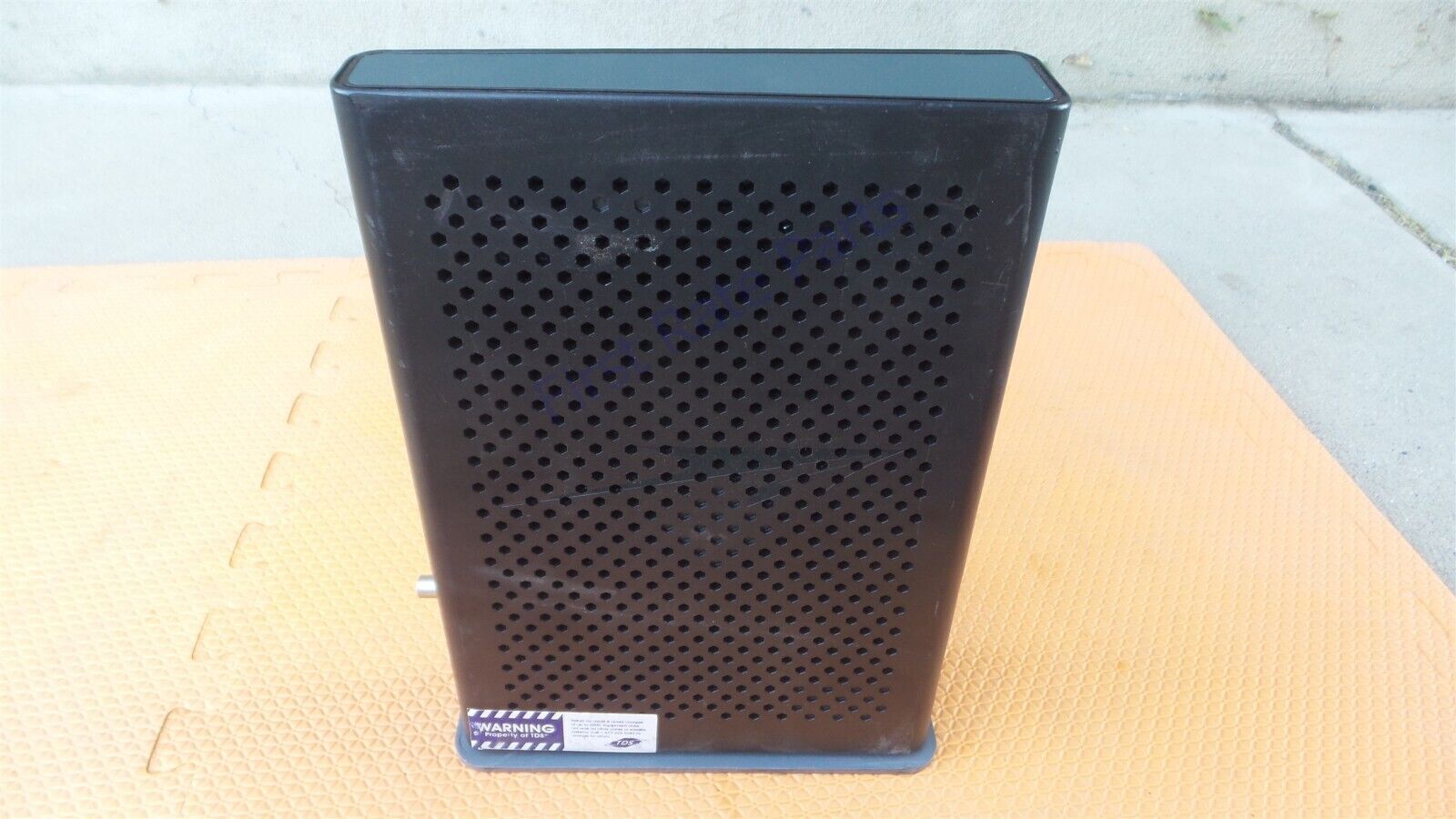 Arris TG3452 Surfboard Gateway Modem Router Cable DOCSIS 3.1 802.11ac FOR PARTS