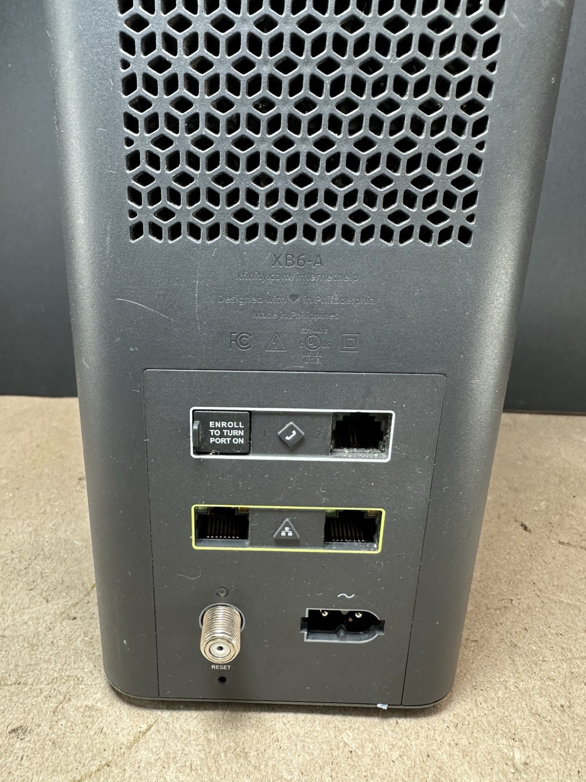 Xfinity XB6-A Gateway WiFi Router Modem xFi w/ Power Cord UNTESTED ships Fast!