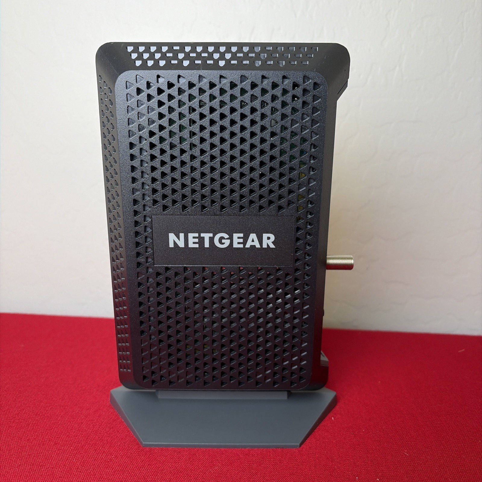 NETGEAR Nighthawk CM1100 Cable Modem DOCSIS 3.1 Multi-Gig Speed Modem