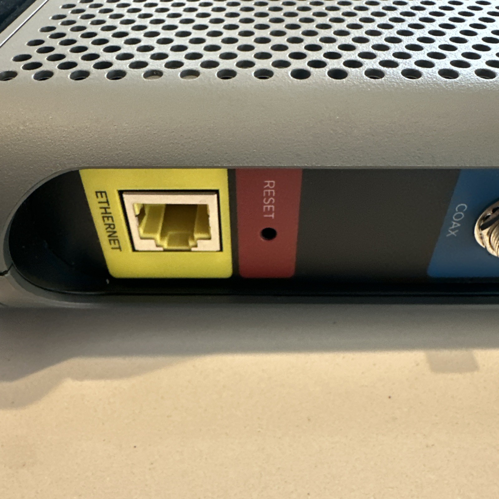 Motorola MB7621-30-0593 Mbps Modem
