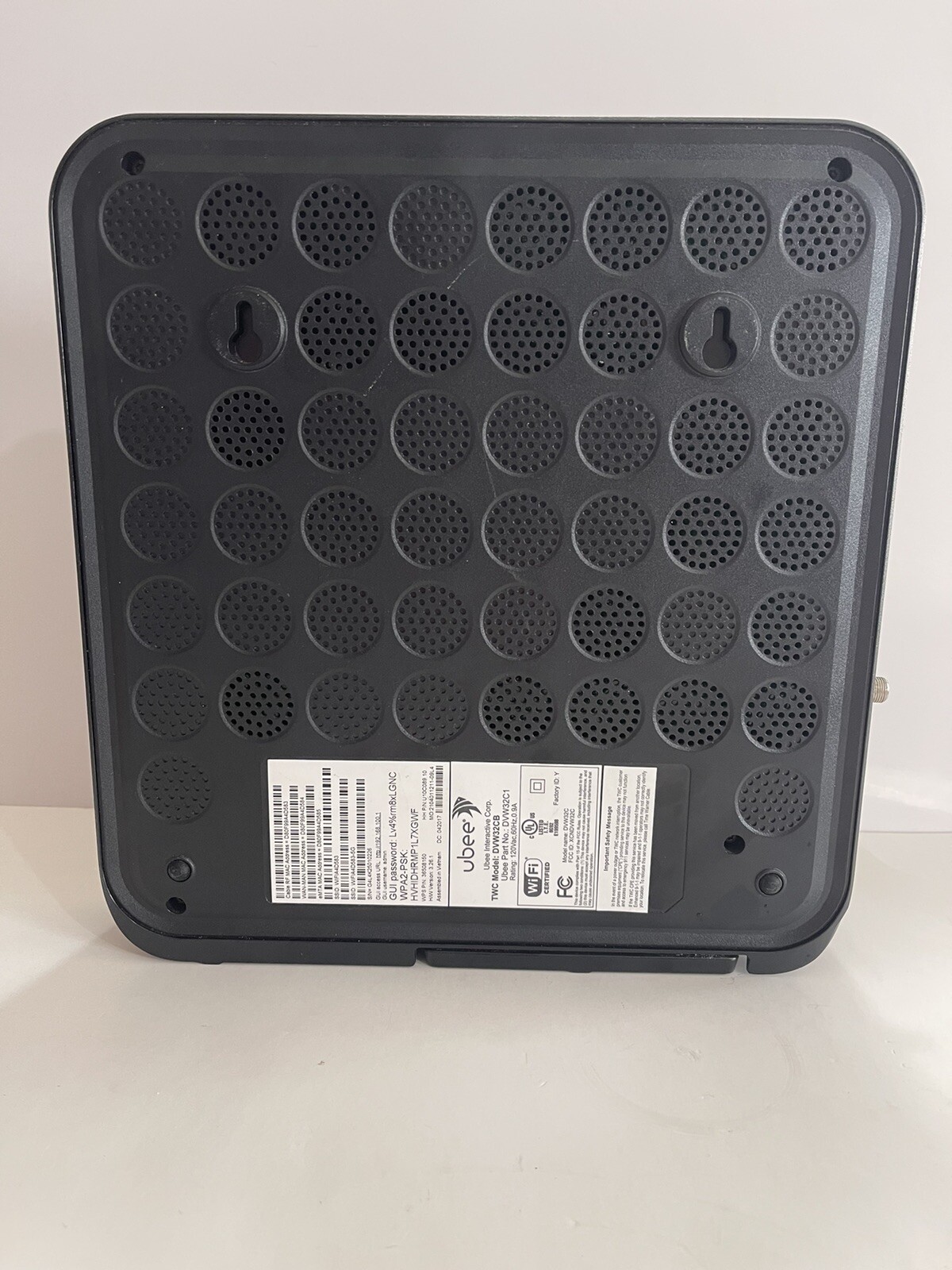 Ubee Modem Model DVW32CB Untested No Cords Parts Only