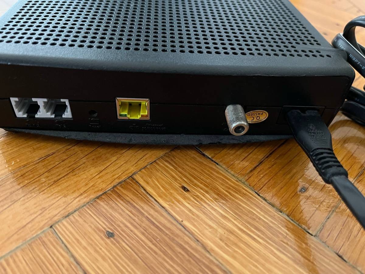 Arris TM1602A Docsis 3.0 Telephony Cable Modem