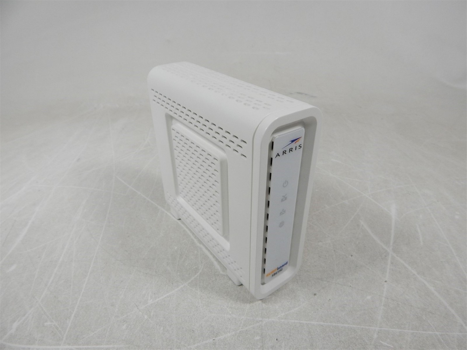Arris SURFboard SB6190 SB00DXD6190 1x Gigabit Port DOCSIS 3.0 Cable Modem
