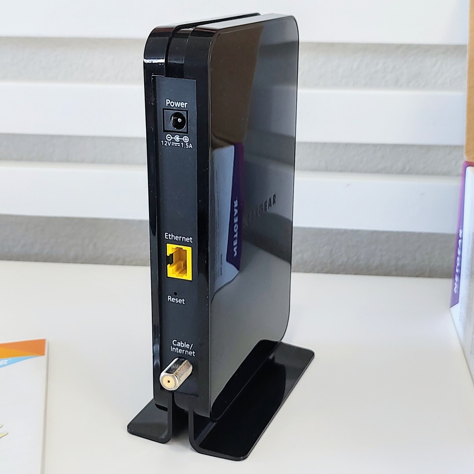 NETGEAR Cable Modem – Black – CM500V-1AZNAS #009