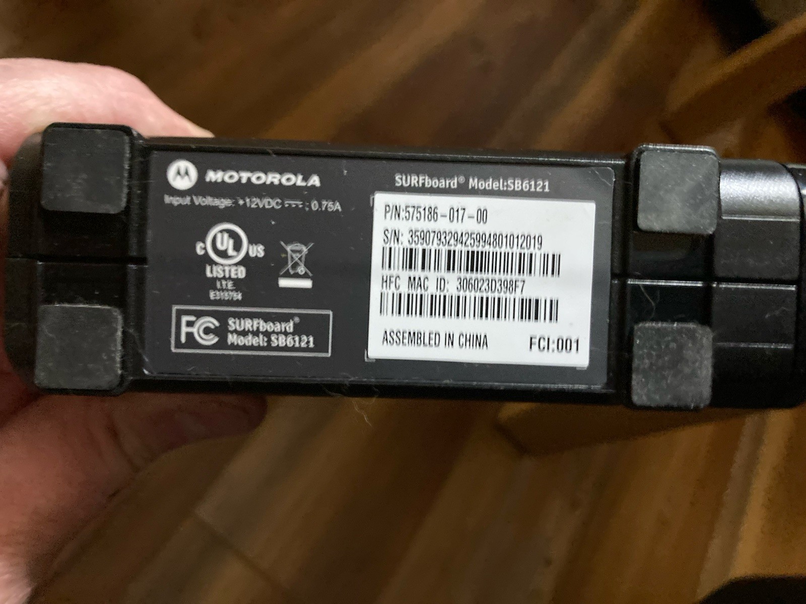 Motorola Surfboard eXtreme Cable Modem SB6121 DOCSIS 3.0 Open Box