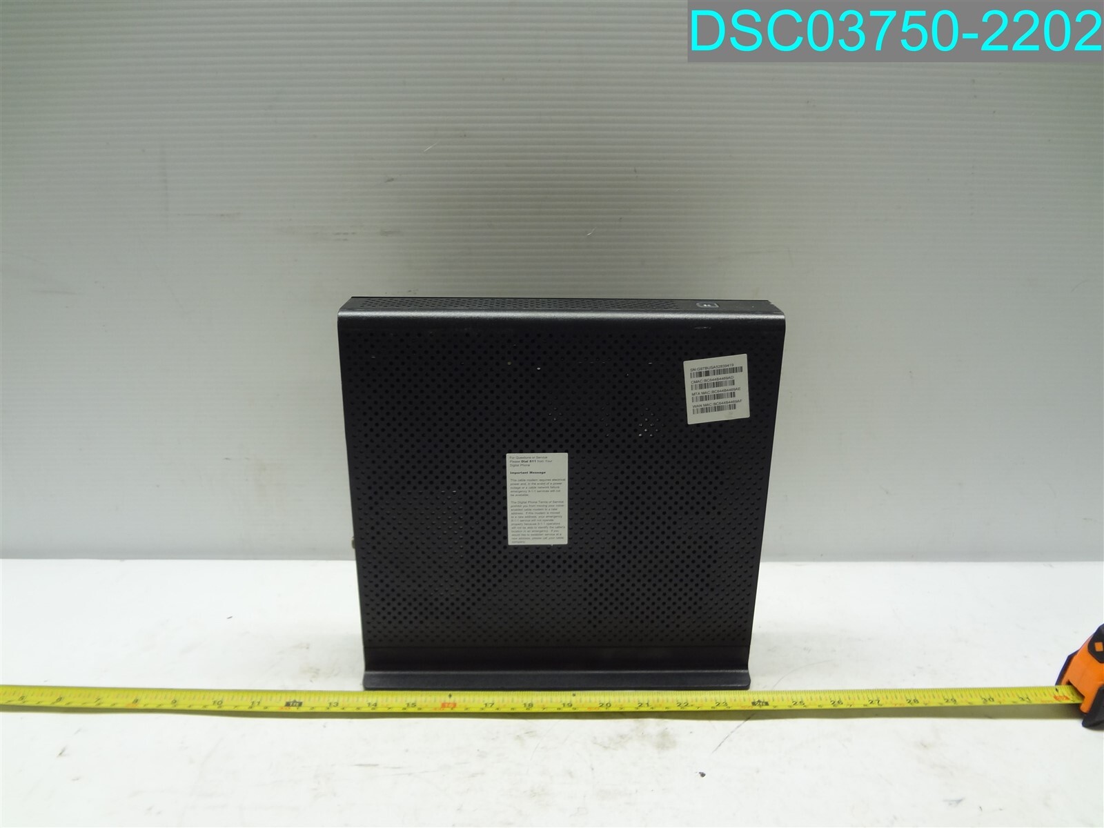 ARRIS TG1682G Dual Band WI-FI 802.11AC Modem Router Wireless
