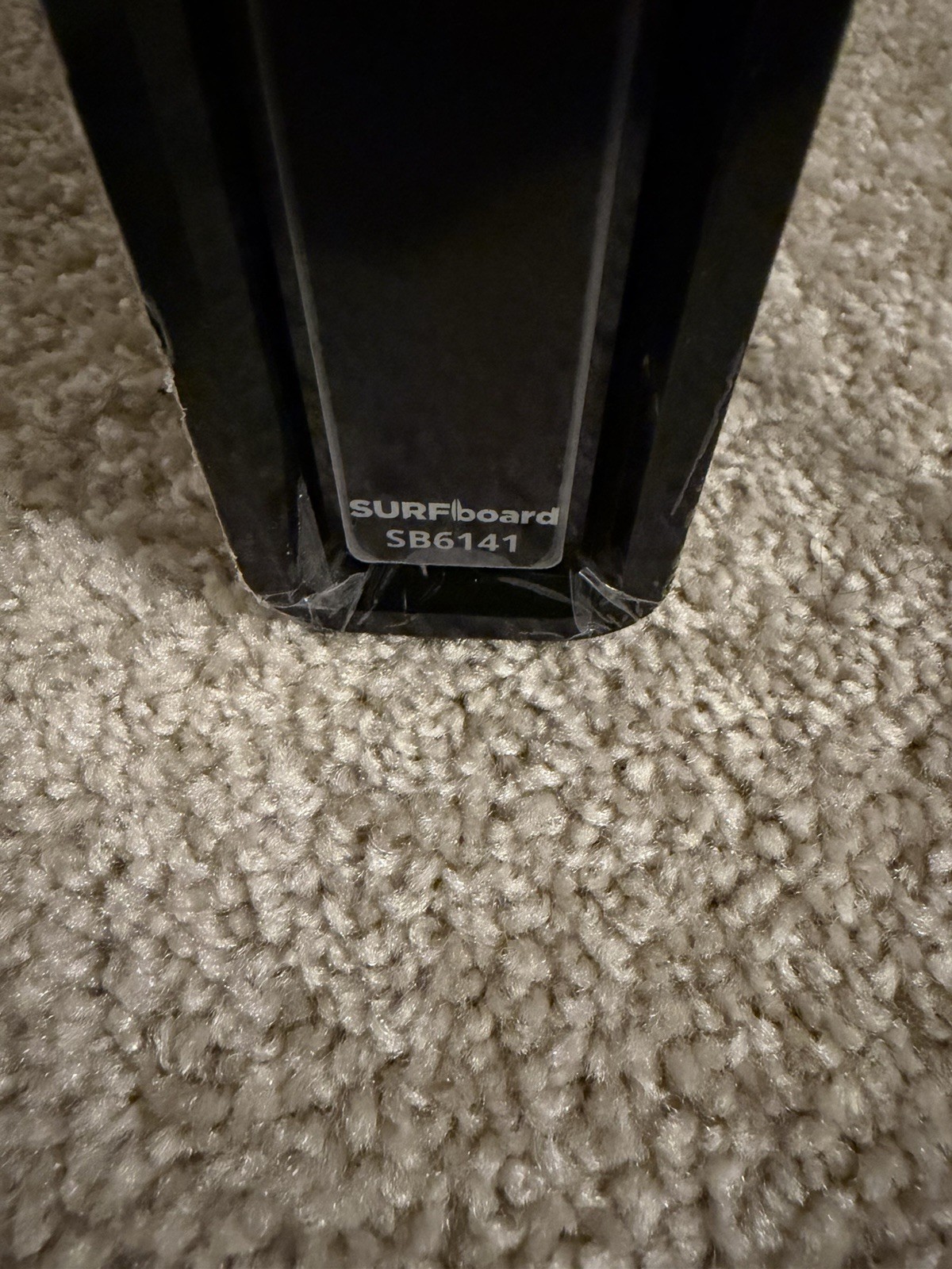 Arris Surfboard SB6141 Cable Modem w/ethernet cable and coaxial cable