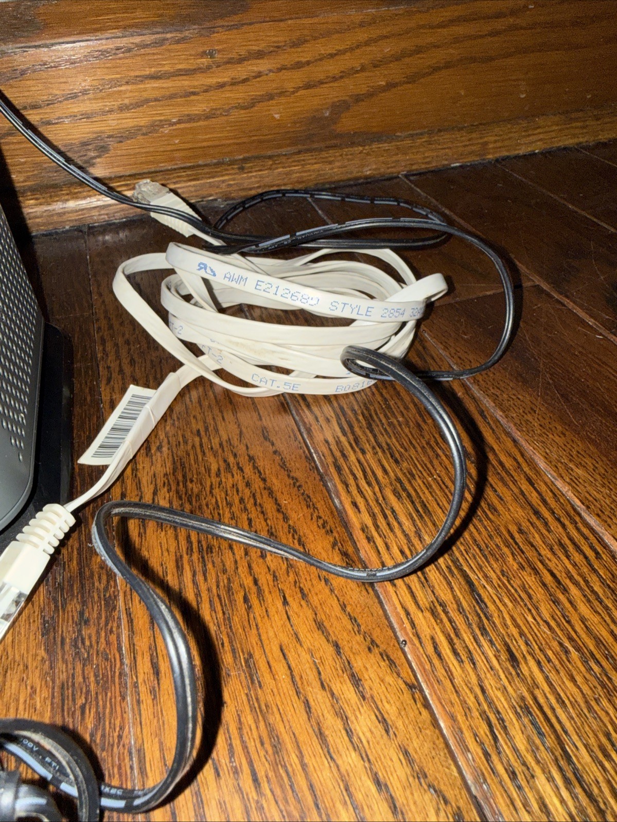 Motorola MB7220 DOCSIS 3.0 Cable Modem – AC Adapter & Ethernet cord. Excellent!