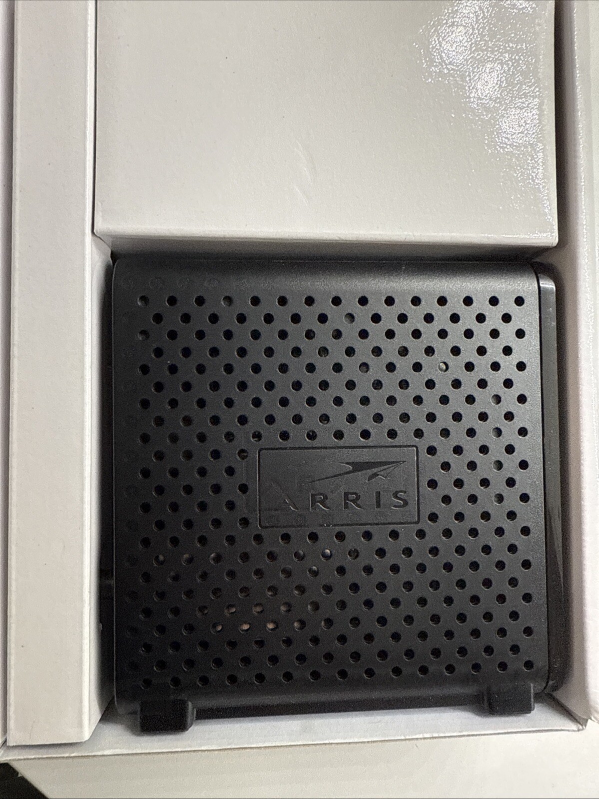Arris Surfboard SB6183 Cable Modem 686 mbps Internet Xfinity 16×4 Docsis 3.0