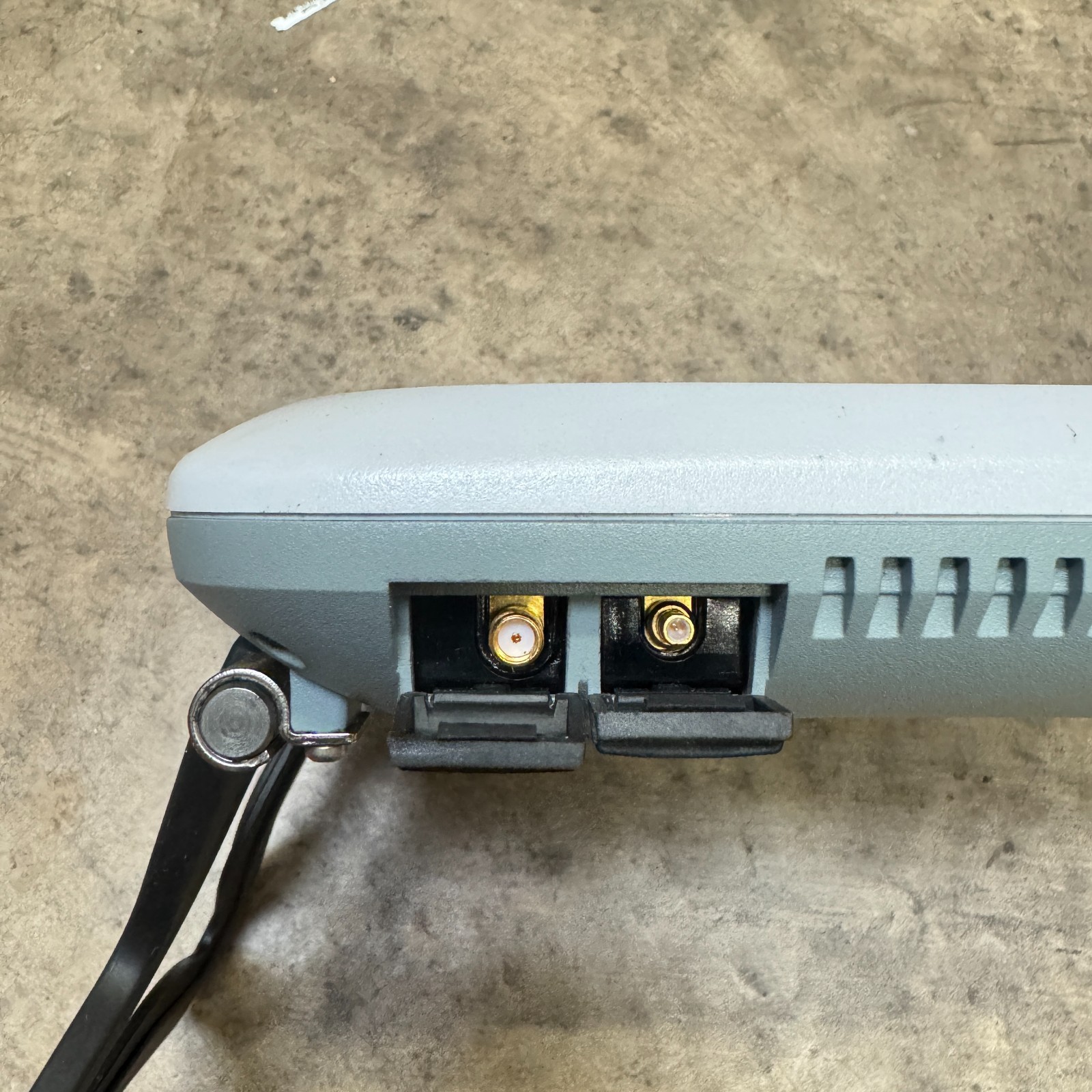 Thuraya IP+ Hughes 9104 Satellite Terminal 2.4GHz Wi-Fi Modem No Adapter