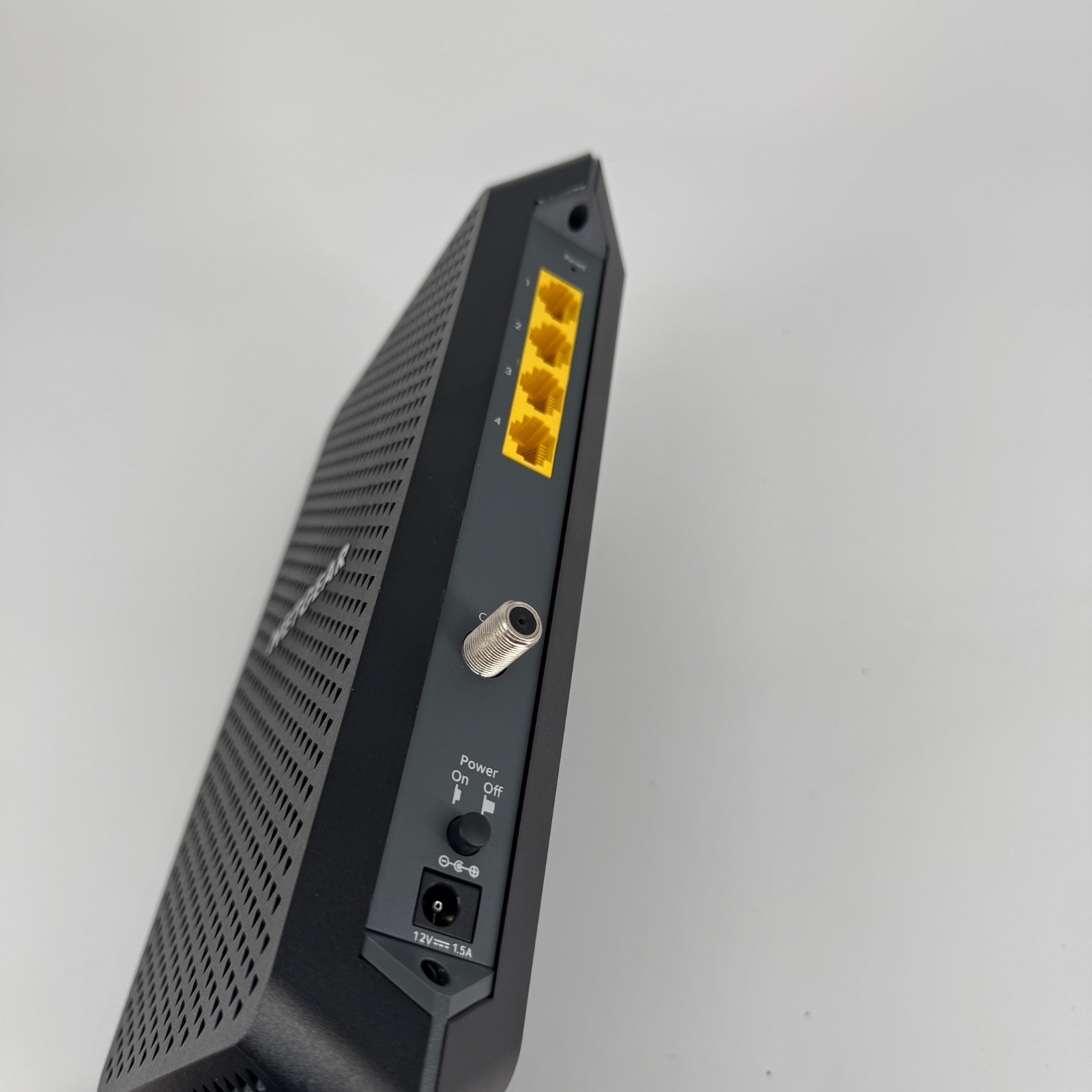 NETGEAR Nighthawk CM1200-100NAS DOCSIS 3.1 Cable Modem
