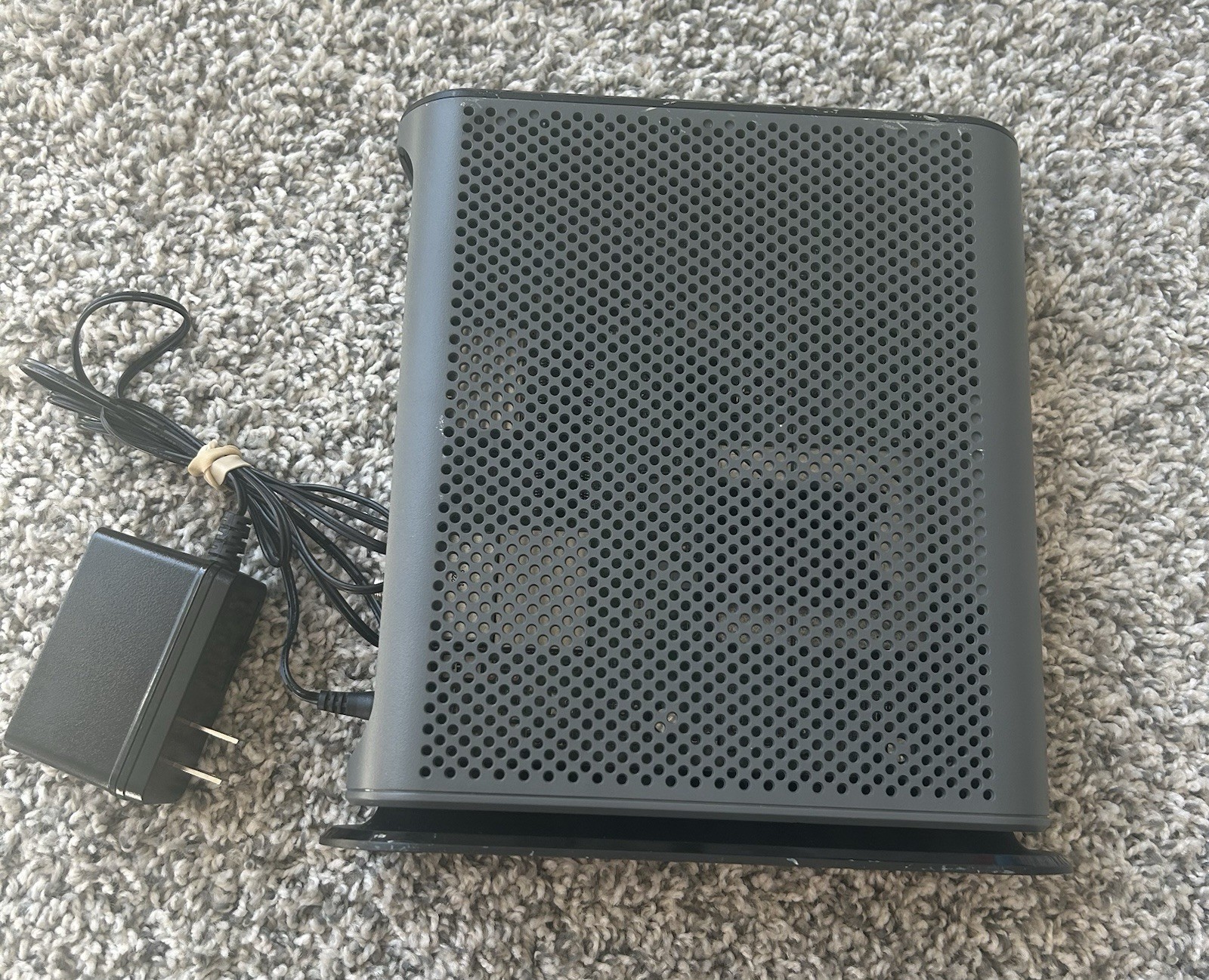 Motorola 16×4 Cable Modem Model MG7540 with Power Cord