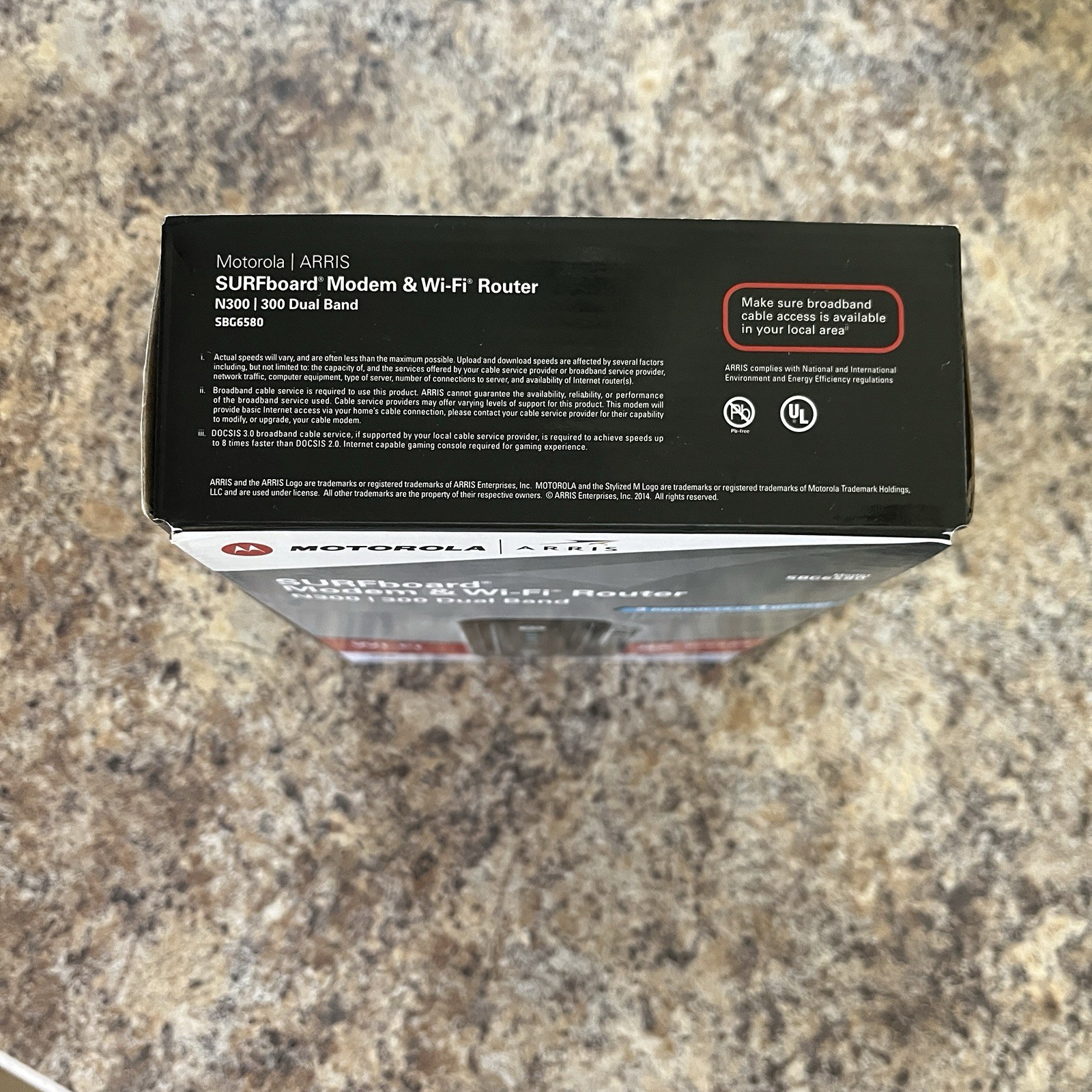 Motorola ARRIS SURFboard SBG6580 DOCSIS 3.0 Cable Modem and Wi-Fi Router N300