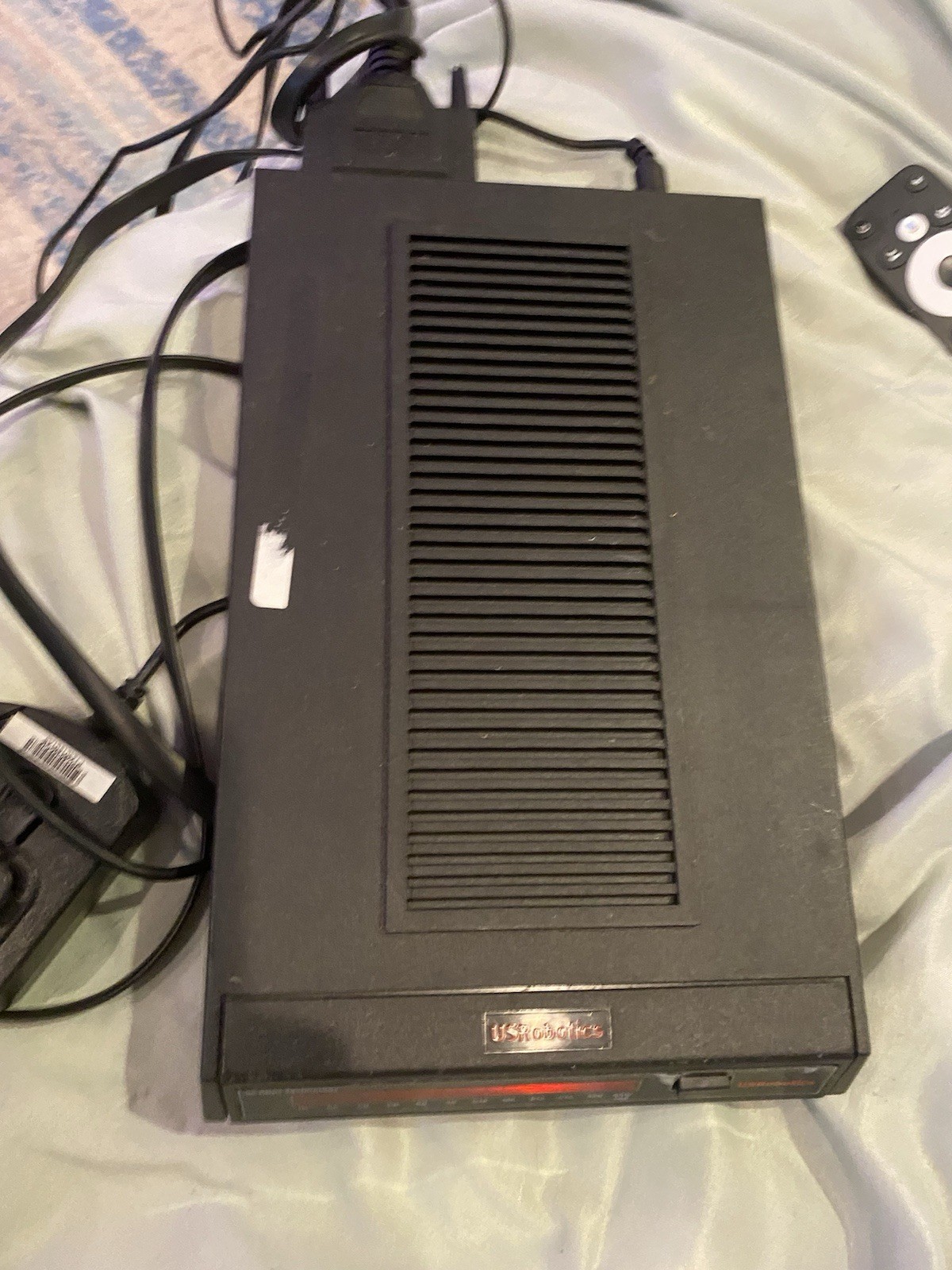 US Robotics 3453C Courier 56K Business Modem w/Power Adapter TESTED E6475
