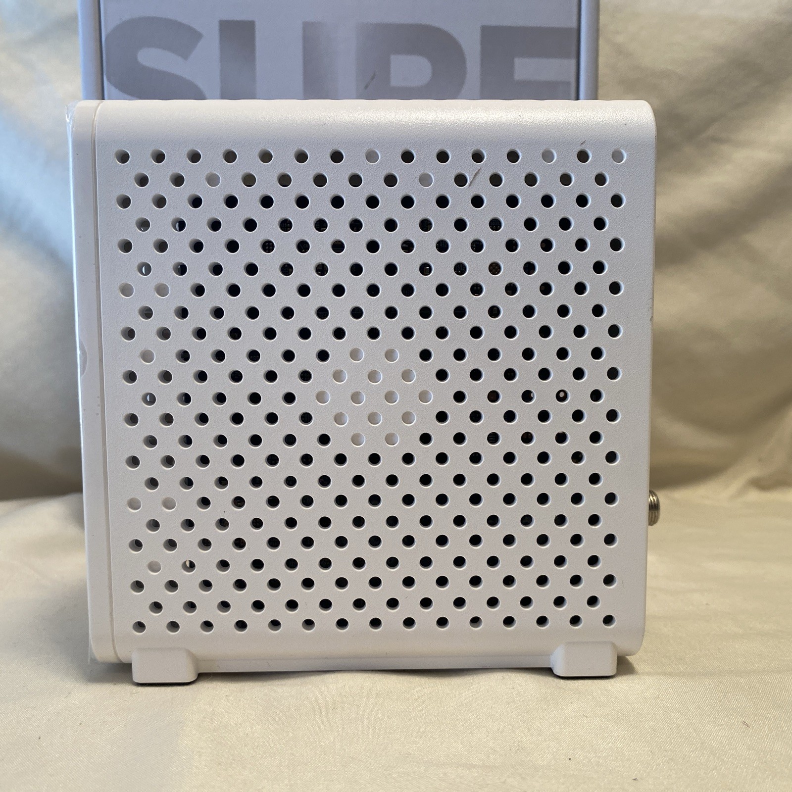 ARRIS Motorola SB6183 SURFboard DOCSIS 3.0 White Cable Modem BRAND NEW IN BOX